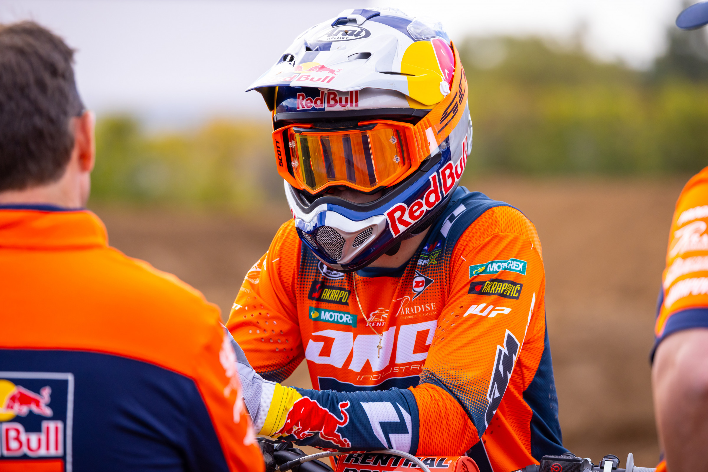 660144_BeaumerKTMDec24-Cudby-123_Team Shooting Red Bull KTM SX 2025