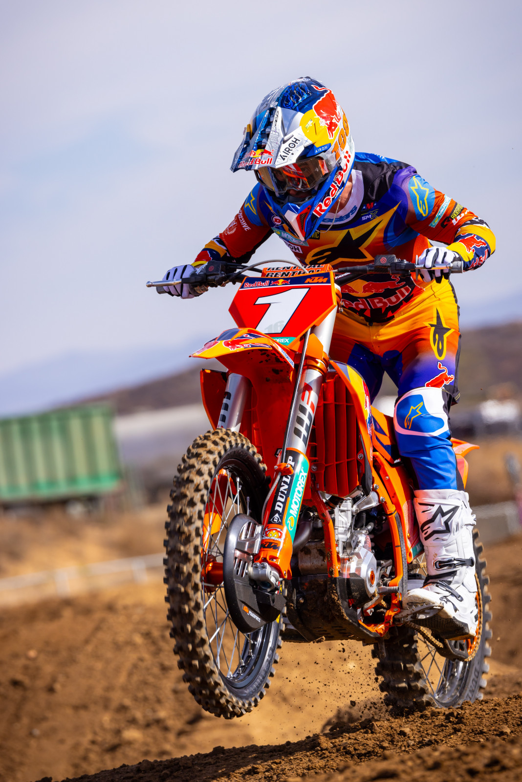 660103_VialleKTMDec24-Cudby-161_Team Shooting Red Bull KTM SX 2025