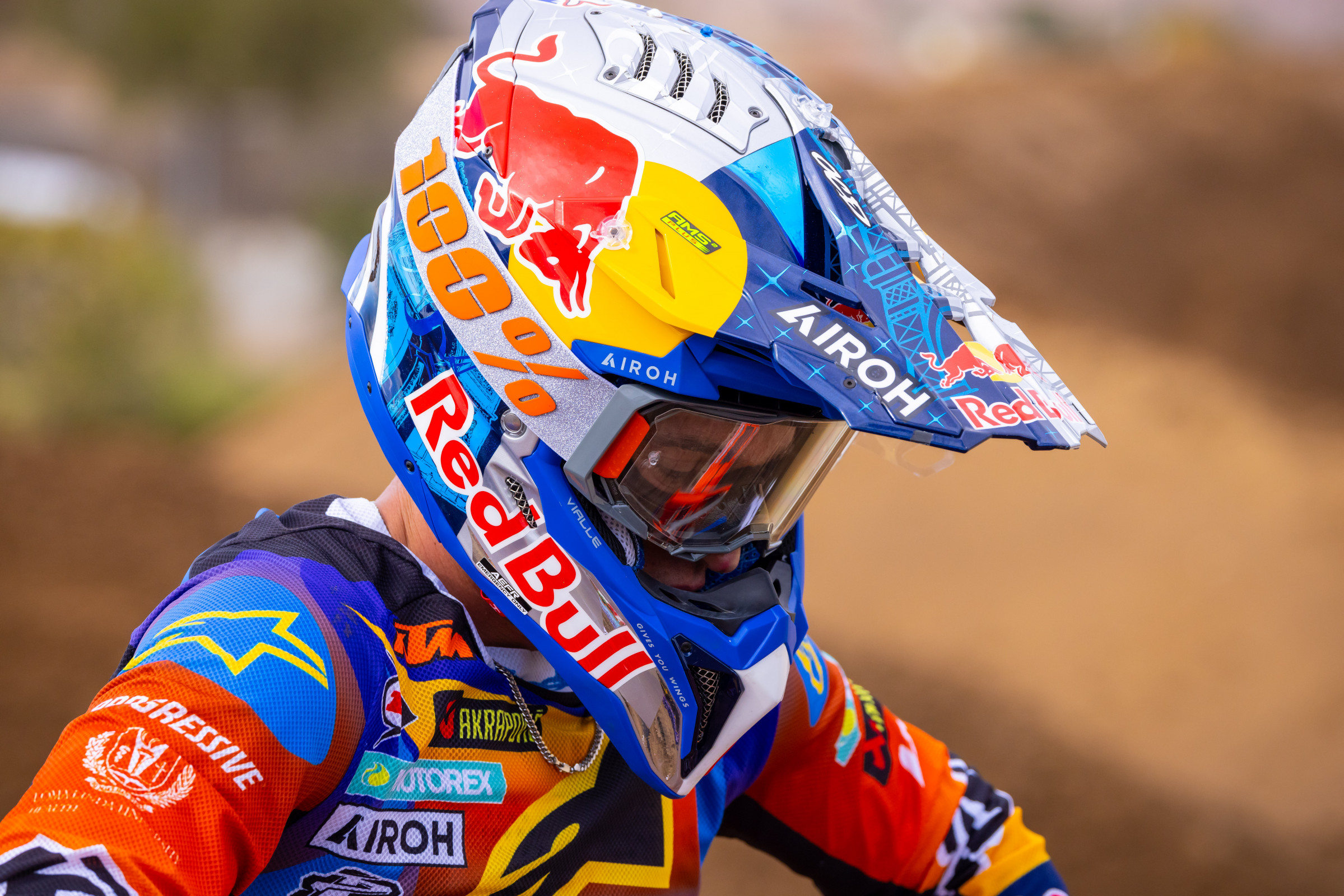 660108_VialleKTMDec24-Cudby-195_Team Shooting Red Bull KTM SX 2025