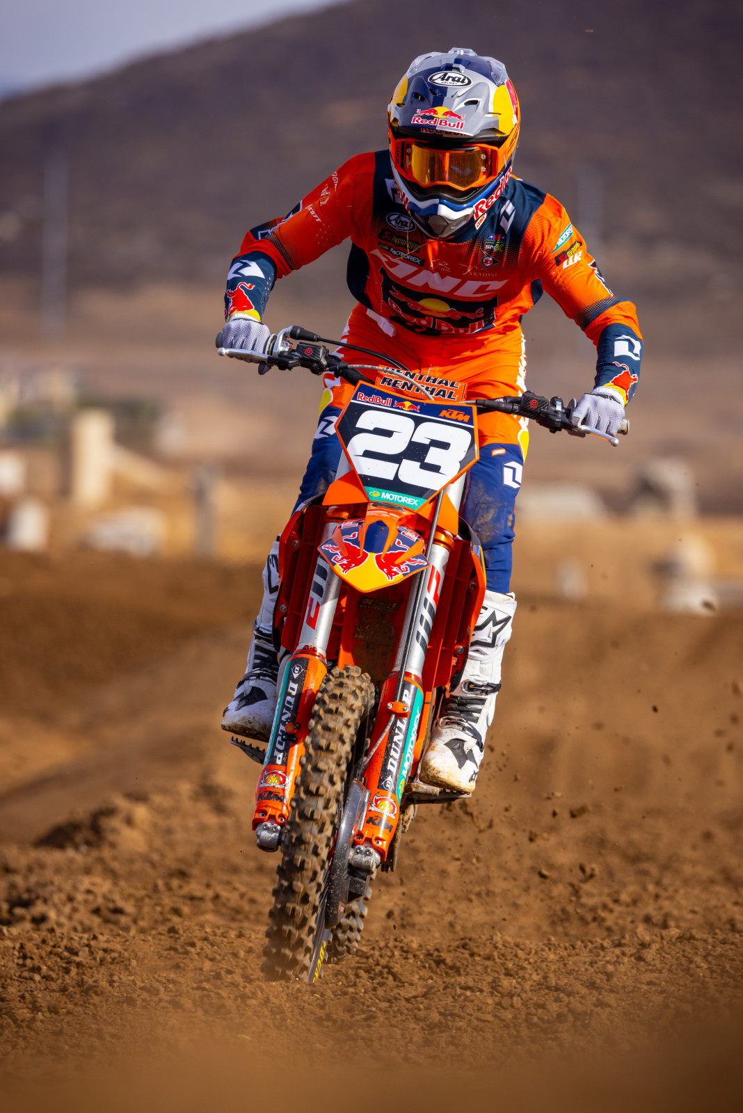 660147_BeaumerKTMDec24-Cudby-135_Team Shooting Red Bull KTM SX 2025