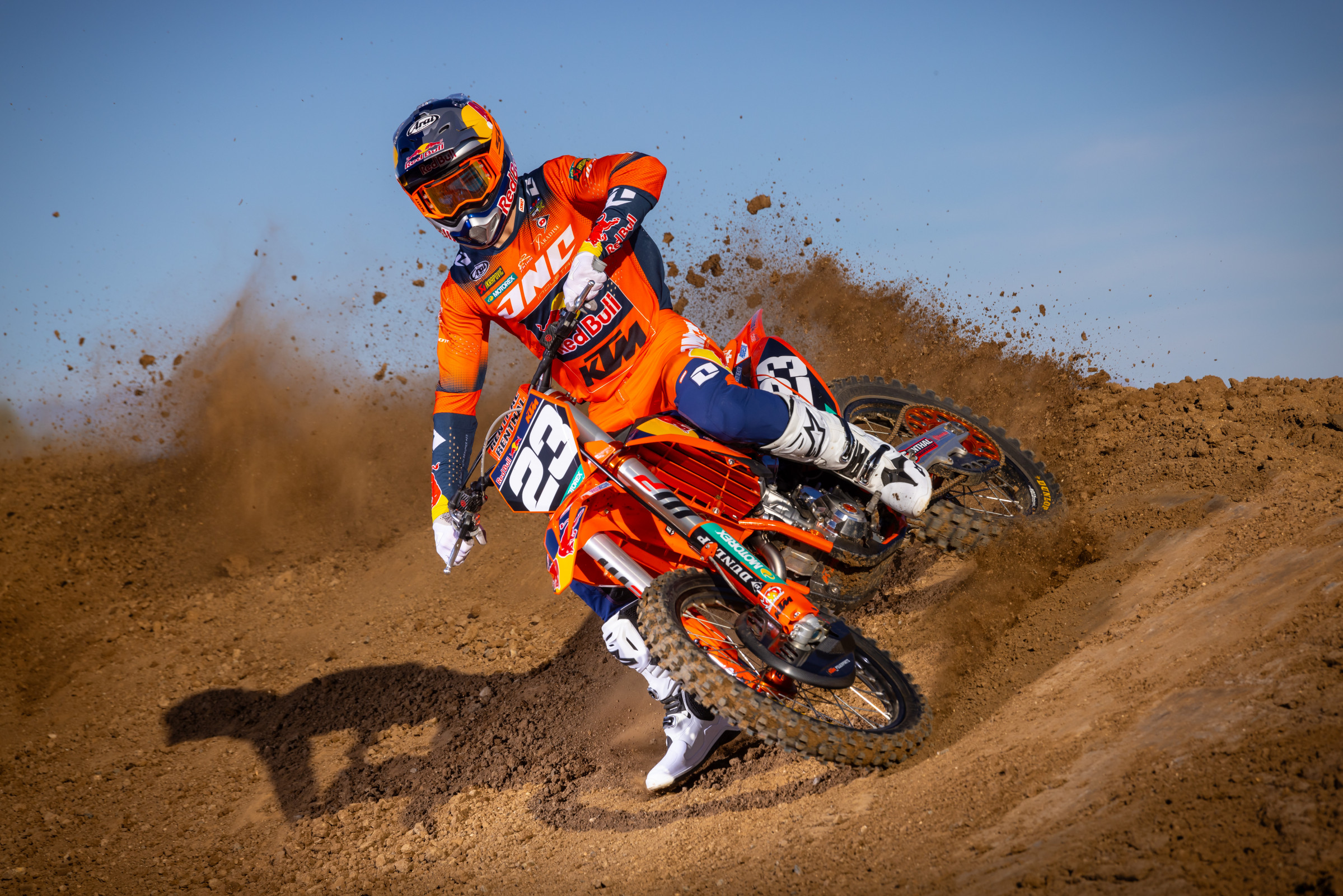 660132_BeaumerKTMDec24-Cudby-092_Team Shooting Red Bull KTM SX 2025