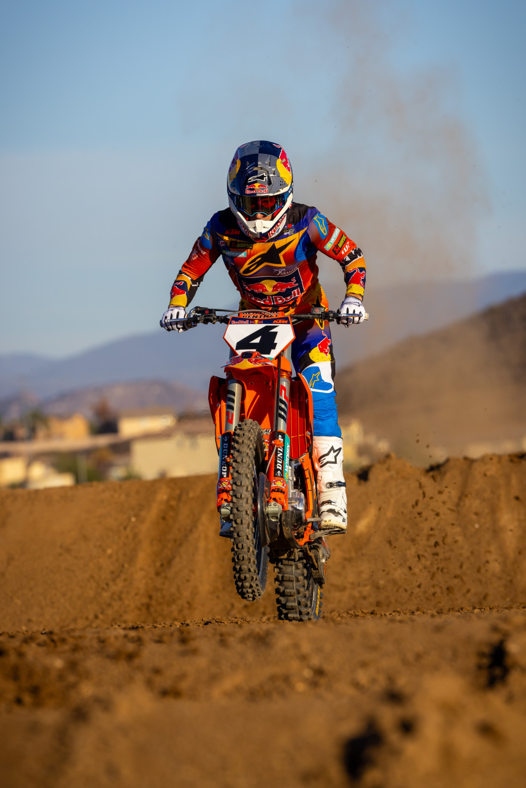 660207_SextonKTMDec24-Cudby-126_Team Shooting Red Bull KTM SX 2025