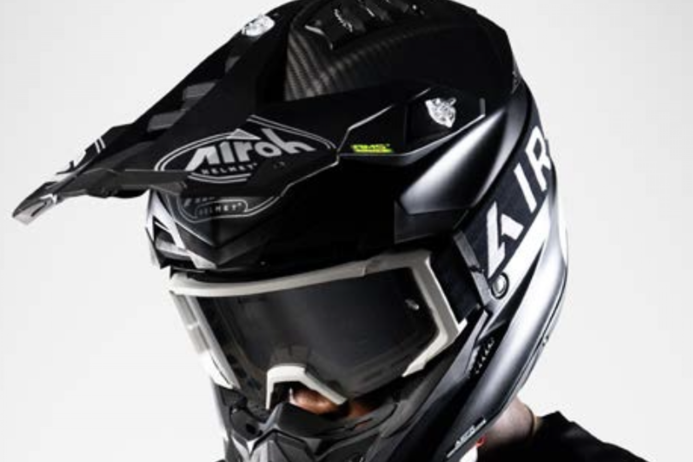 AIROH Helmets Coming to USA, Dealerships This Year