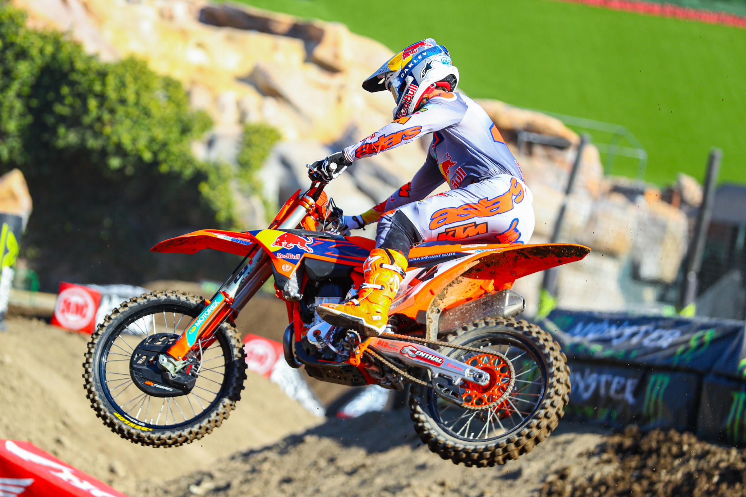 Anaheim 1 Supercross Video Preview 