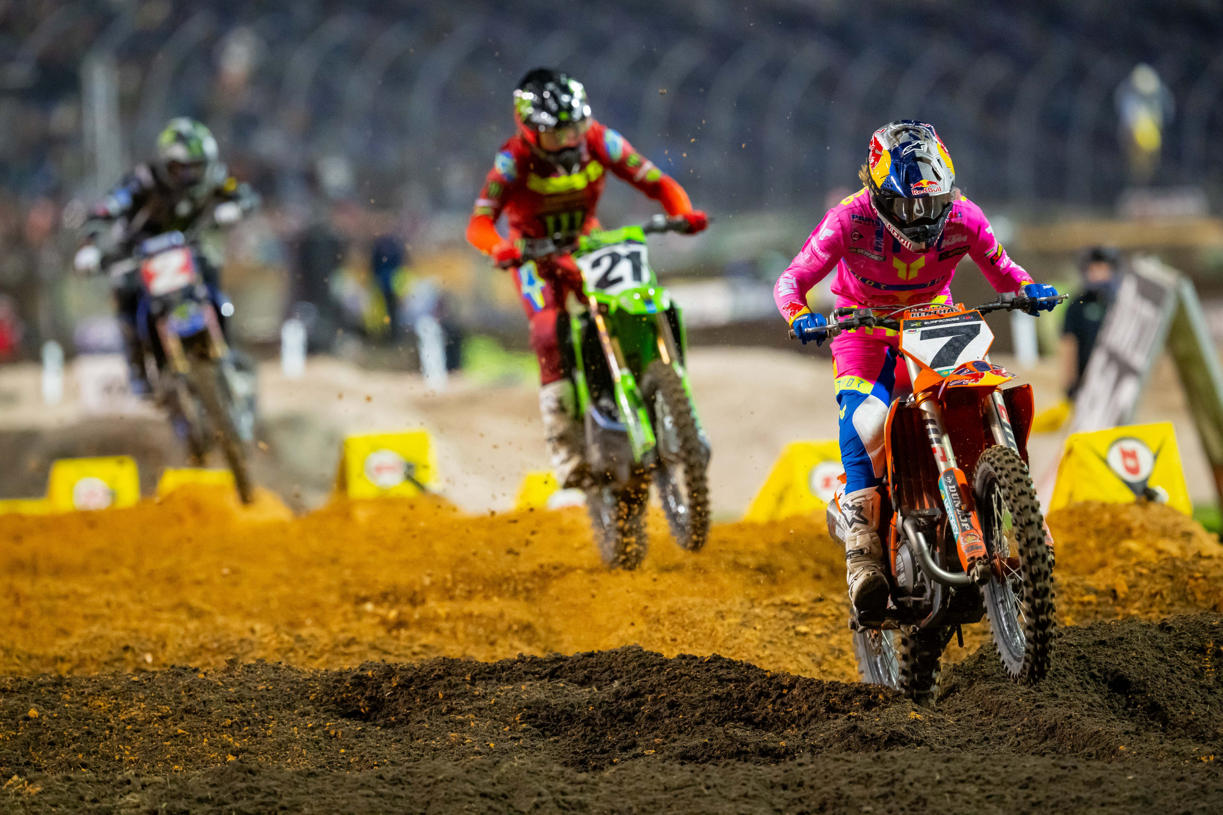 Aaron Plessinger leads Jason Anderson and Cooper Webb in the main.