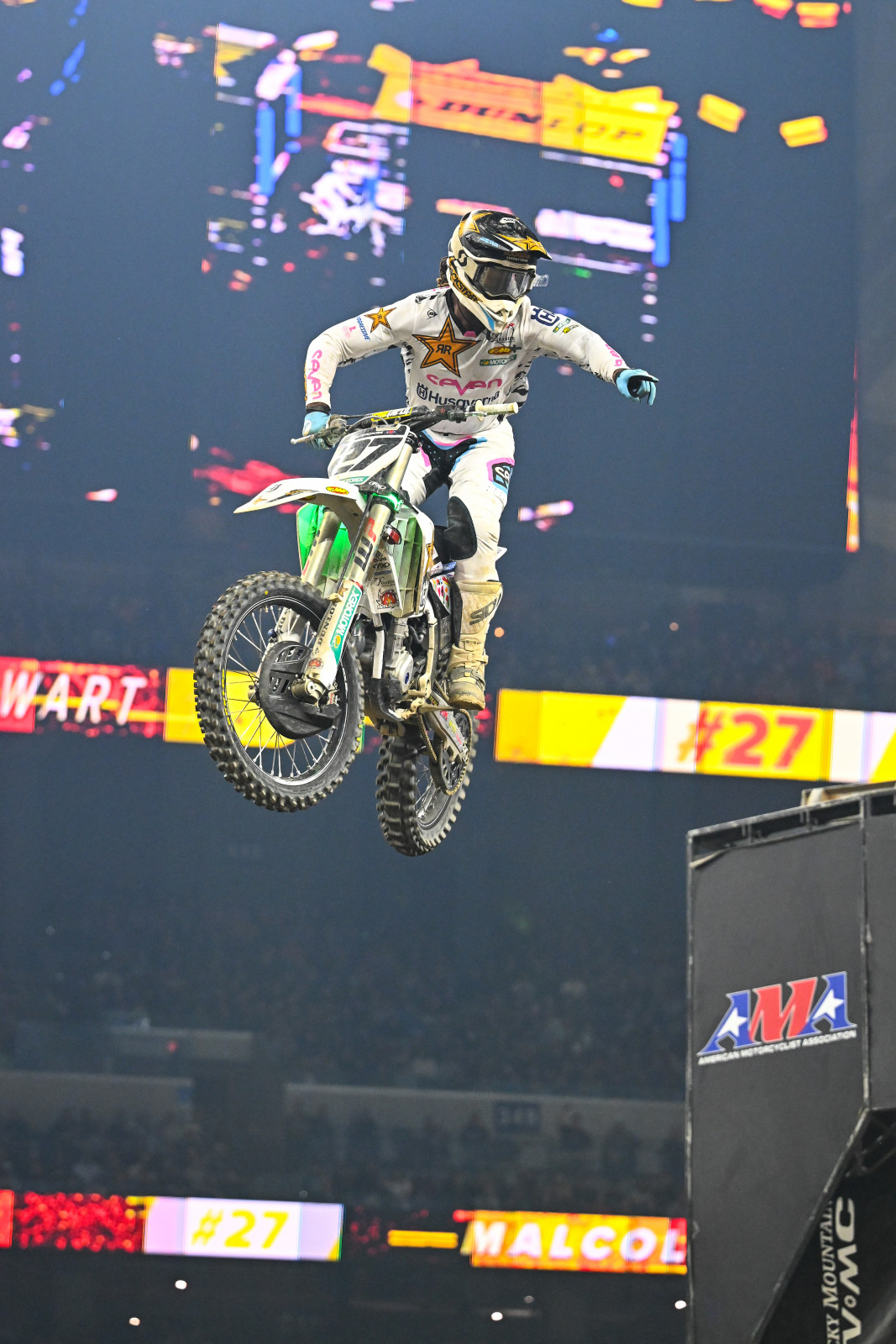 Malcolm Stewart takes the first 450SX heat race win of the night!