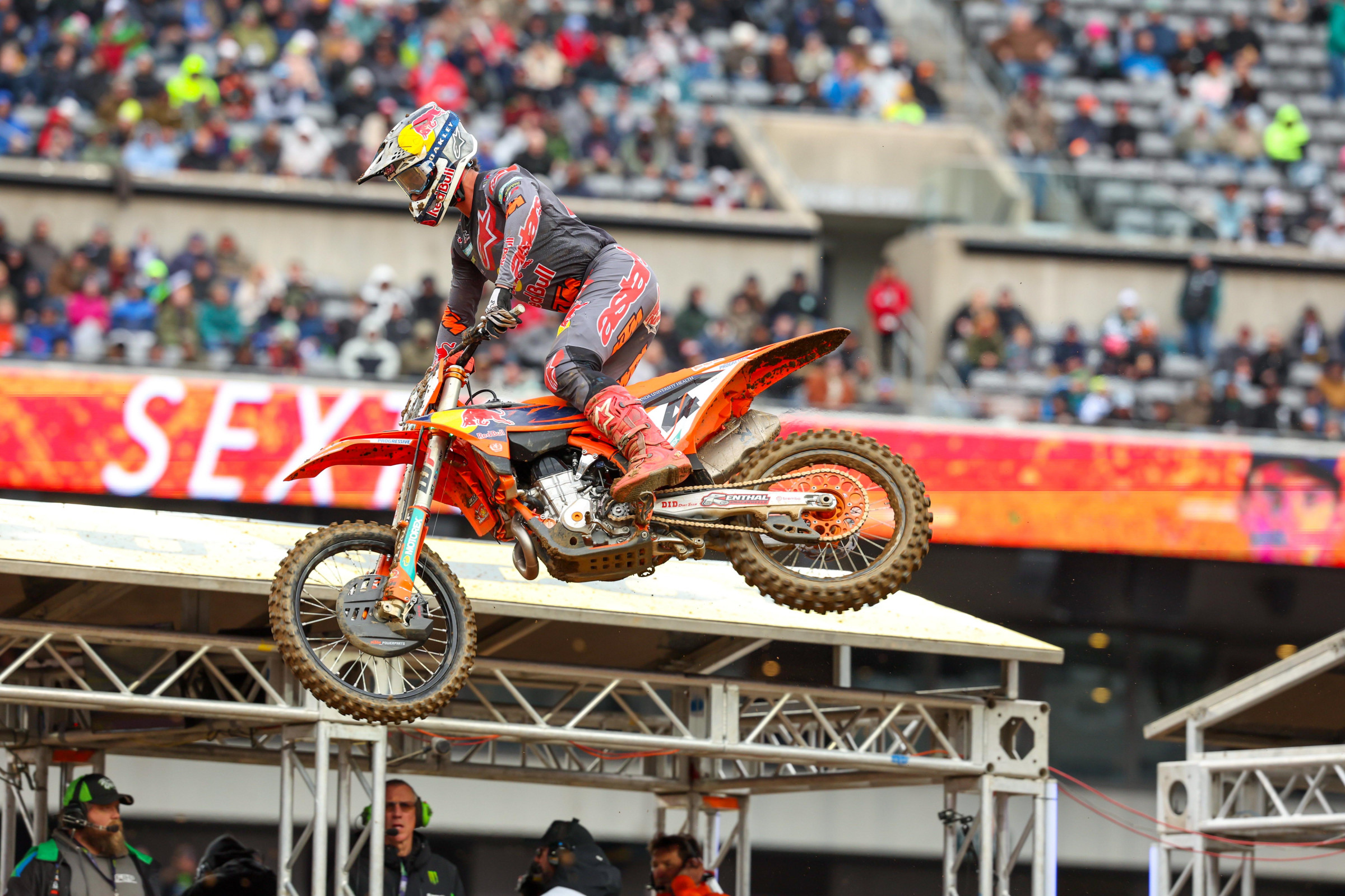 Chase Sexton followed his teammate Aaron Plessinger's heat race win up with his own heat race win!