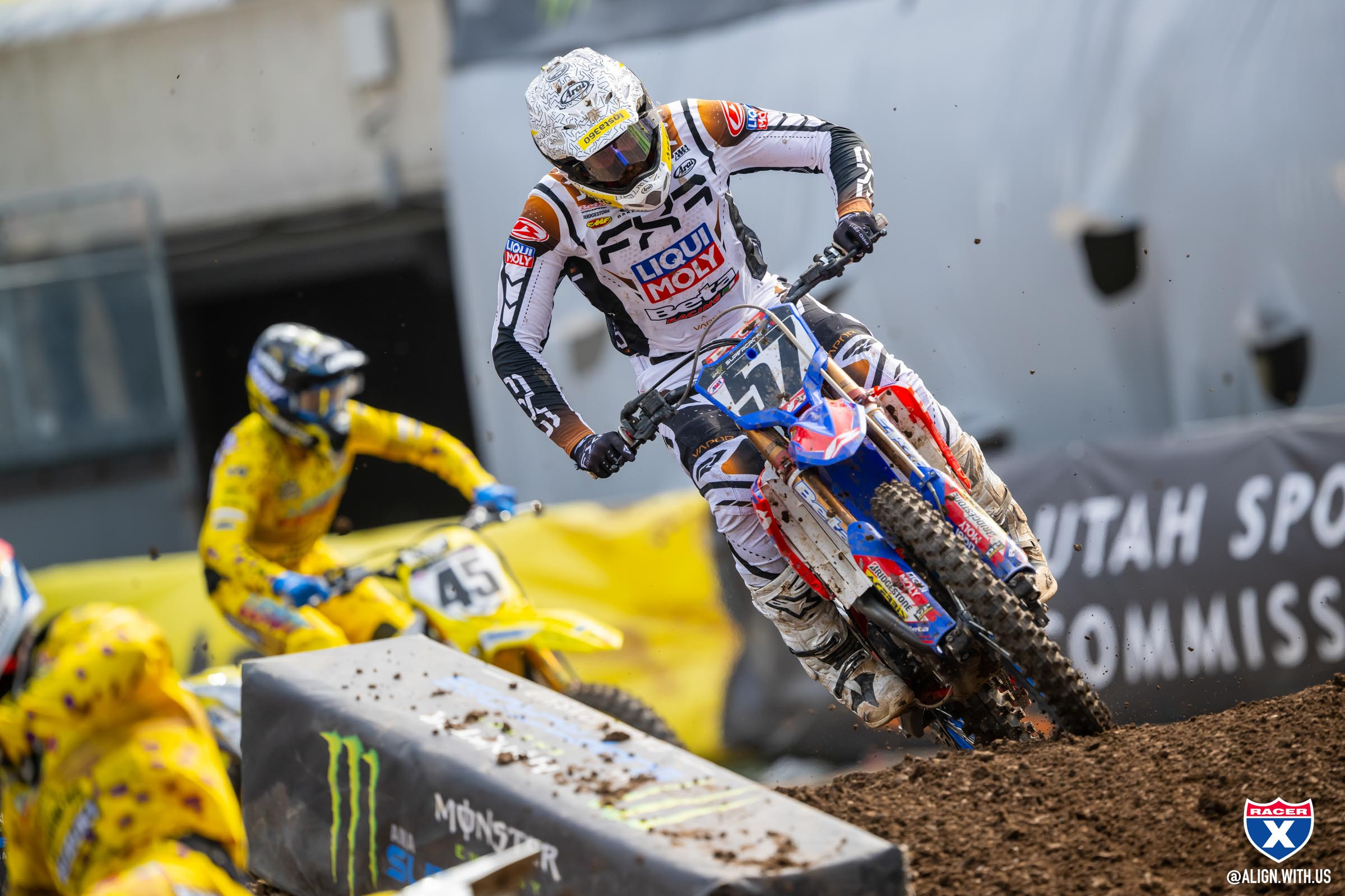2025_EAST_RUTHERFORD_SX_ALIGN_MEDIA_X_RACER_X_057