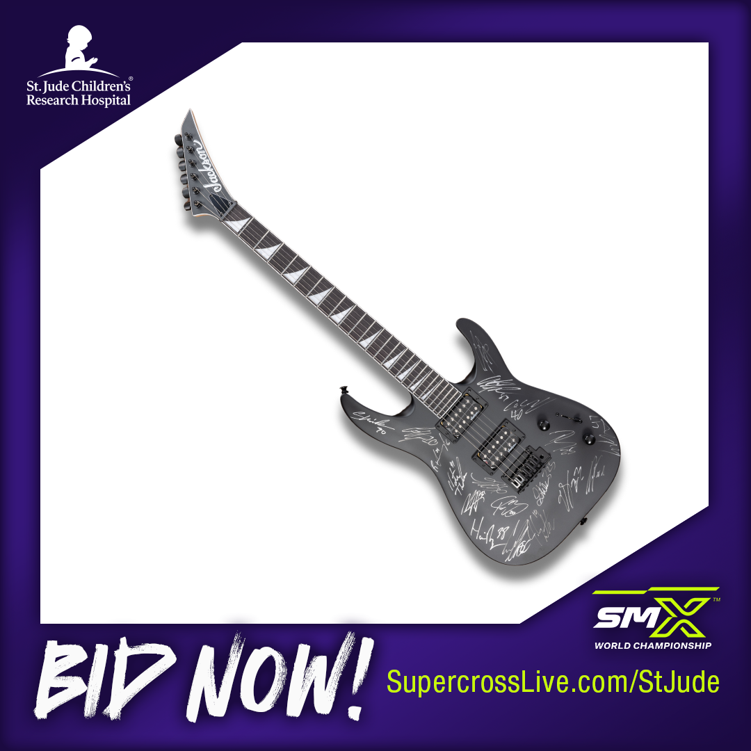 4305_ Jackson Signature Guitar Autographed by 250 Class Contenders