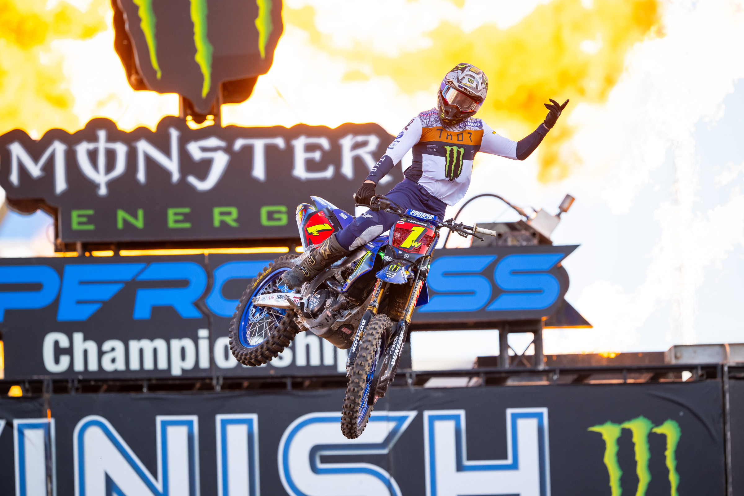 Deegan had already clinched the 2025 250SX West title, but he went out of '25 SX with a bang by winning the East/West Showdown at the finale.