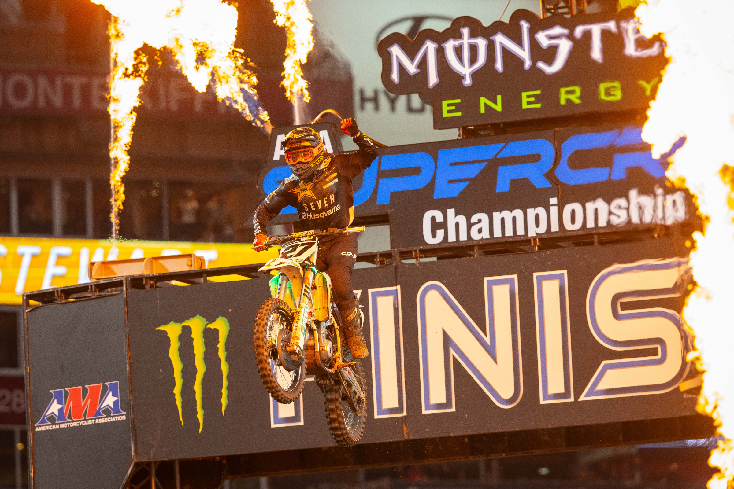 Stewart wins the Tampa SX.
