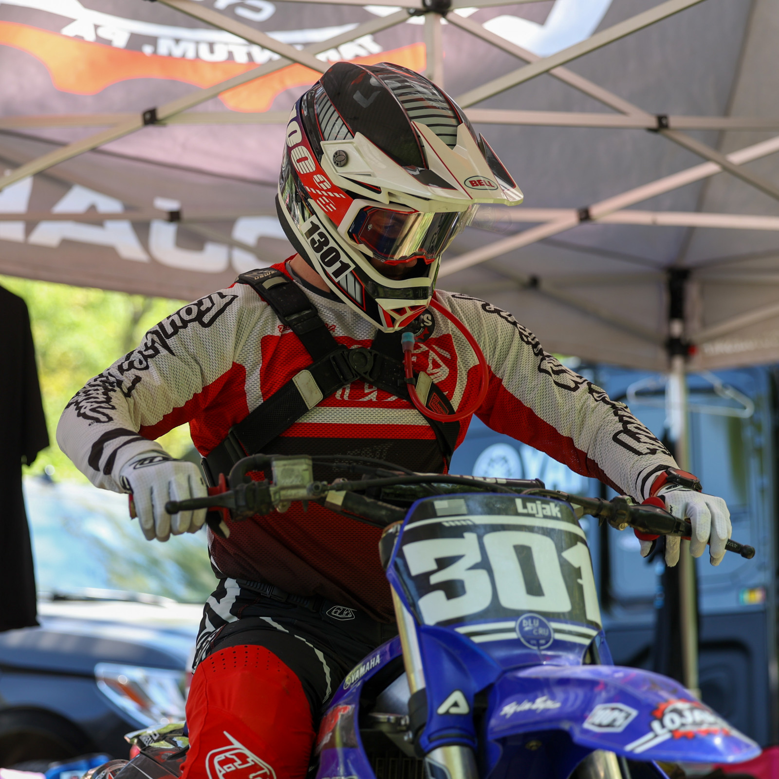 0C94F62B-D0E4-4871-80A1-50CE020E7DE9