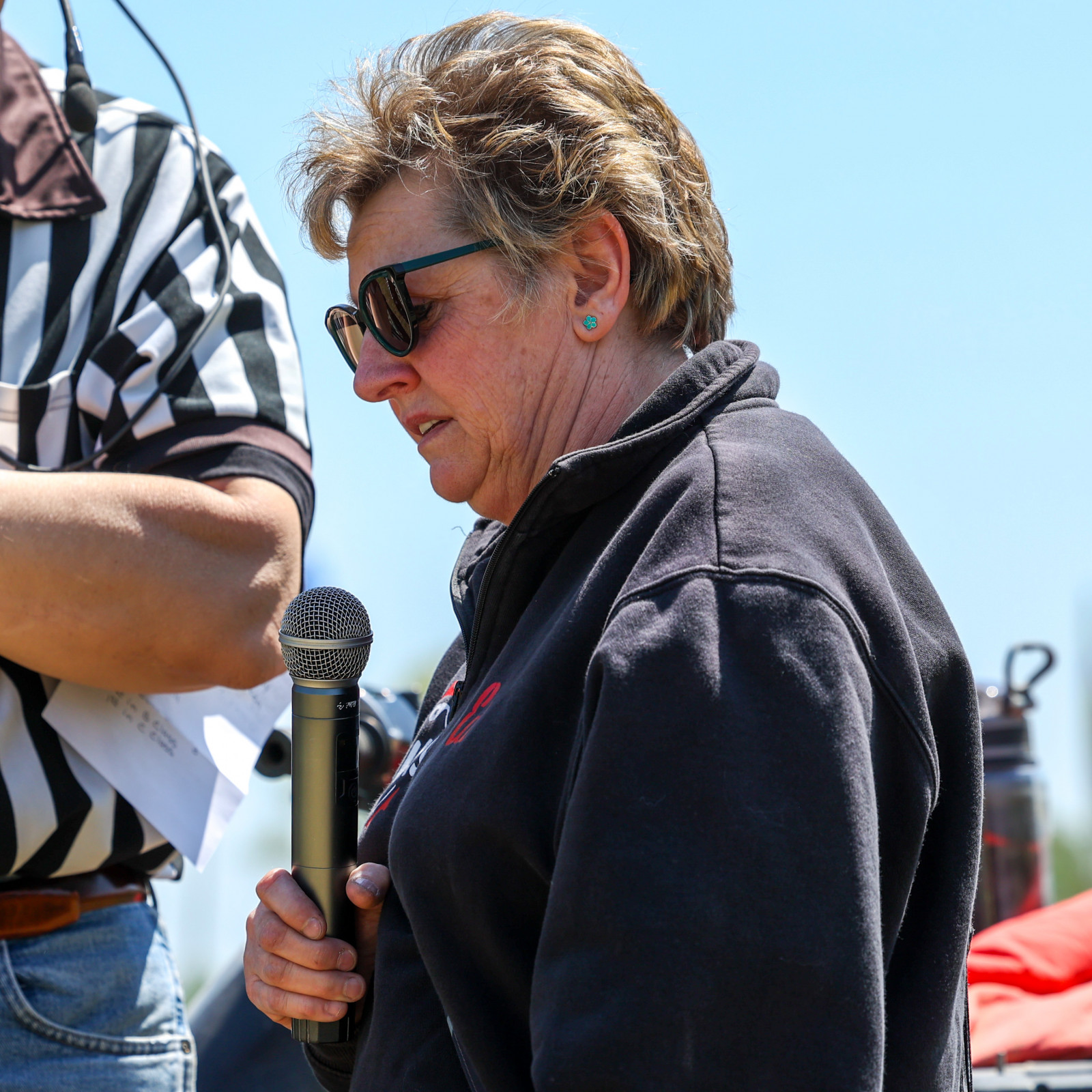 B1475858-C1B2-4B35-B663-1D98C9511F50