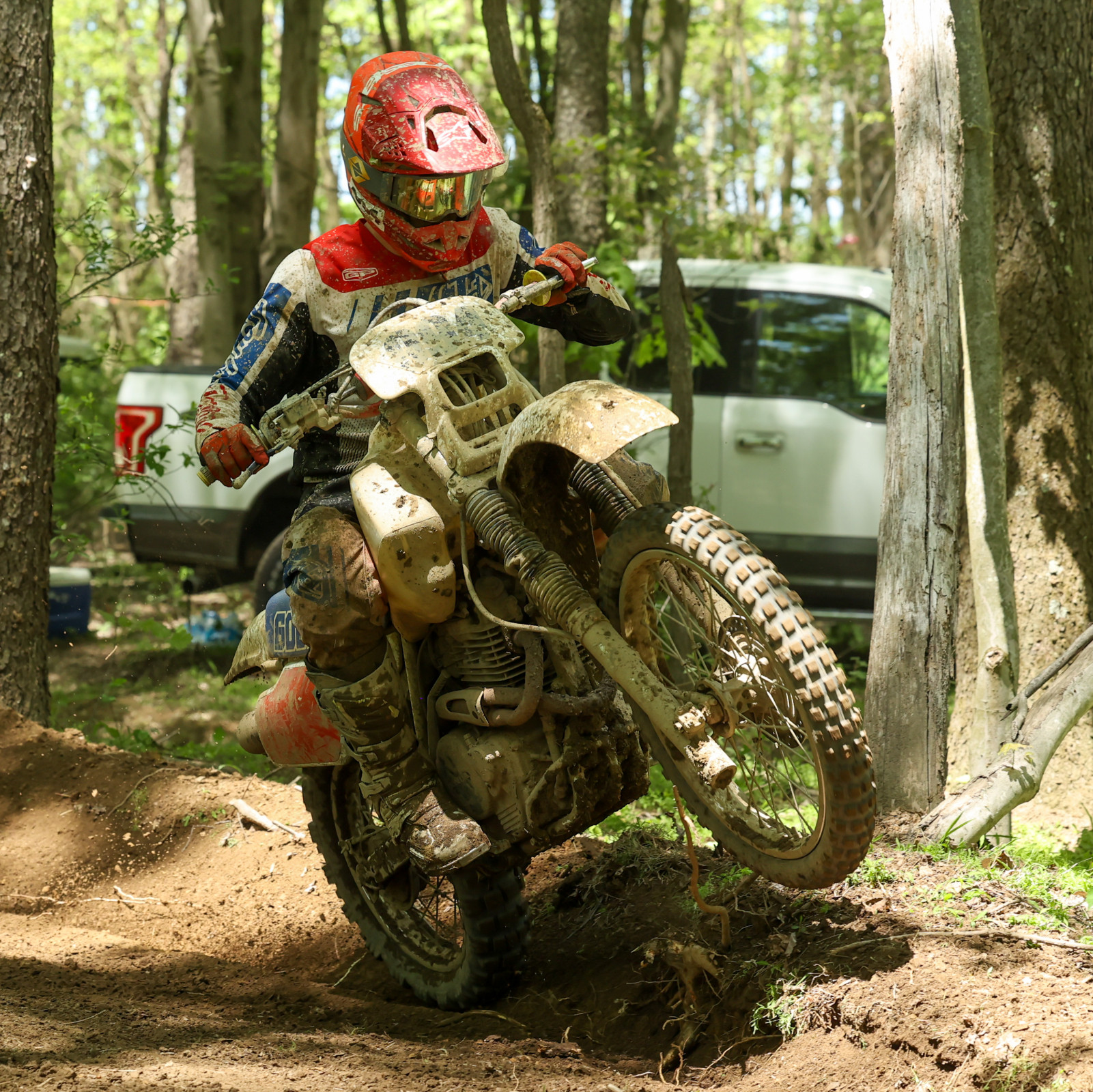 FFCBBECA-00BD-4C90-A13F-A1F391372E09