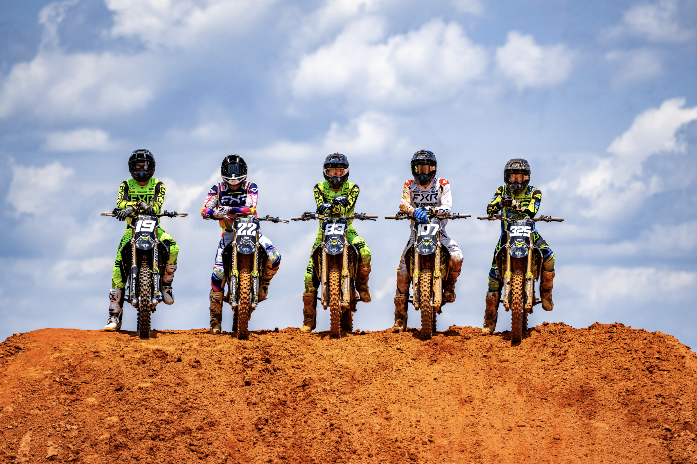 Stilez Robertson Returning for Pro Motocross; Full Triumph MX Roster Announced