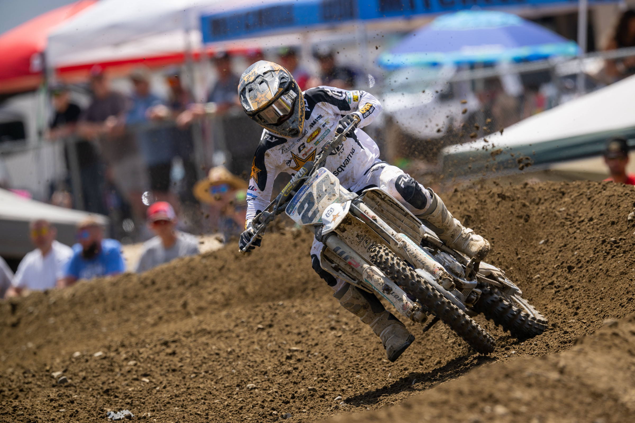 RJ Hampshire Makes 450 Pro Motocross Debut Less Than Two Weeks After Wrist Surgery