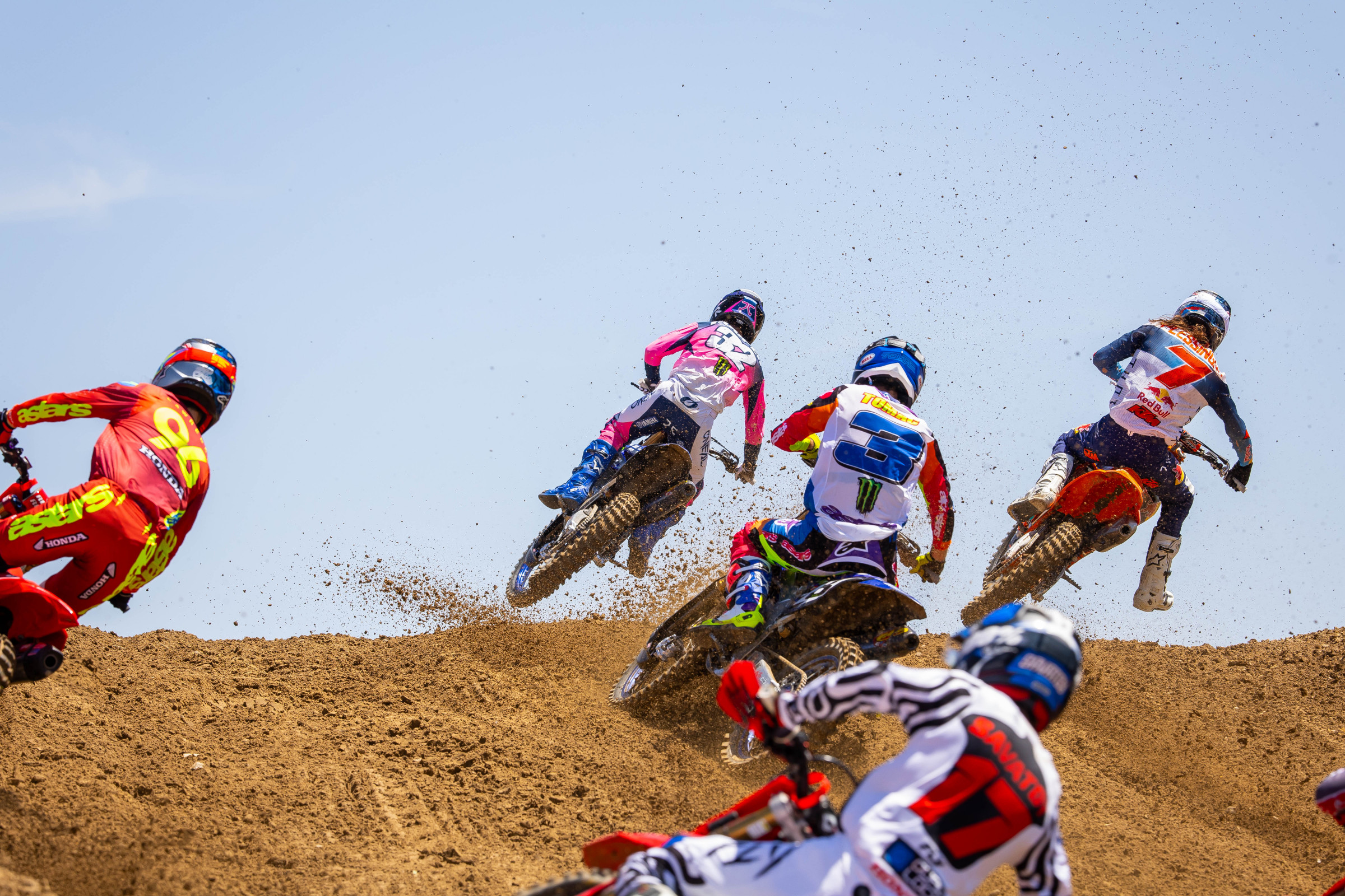Hangtown Review Podcast: Tomac, Lawrences, Deegan, Steve's Loretta's Dream, and More