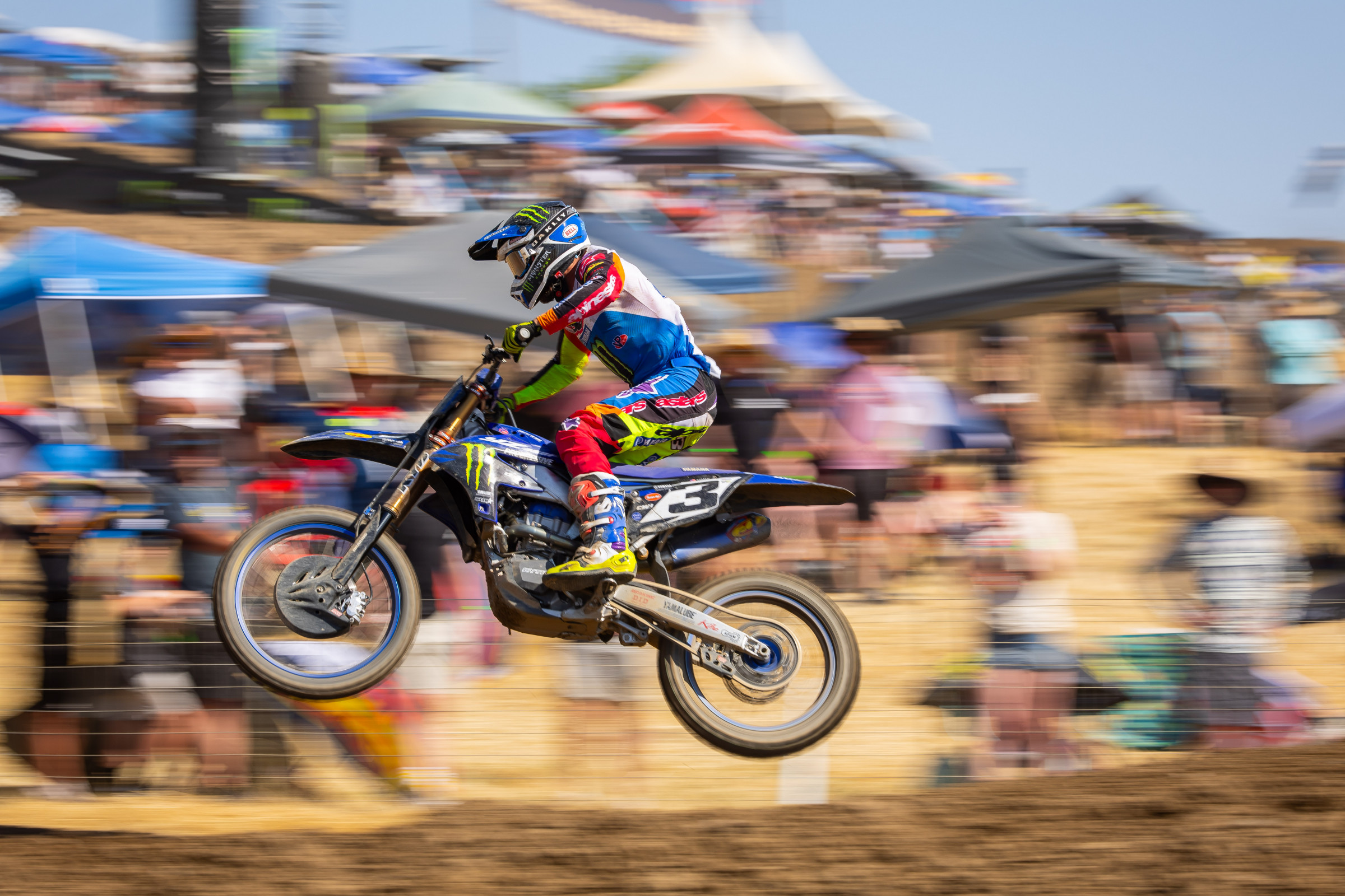 They Beat Jett! (In a Moto)