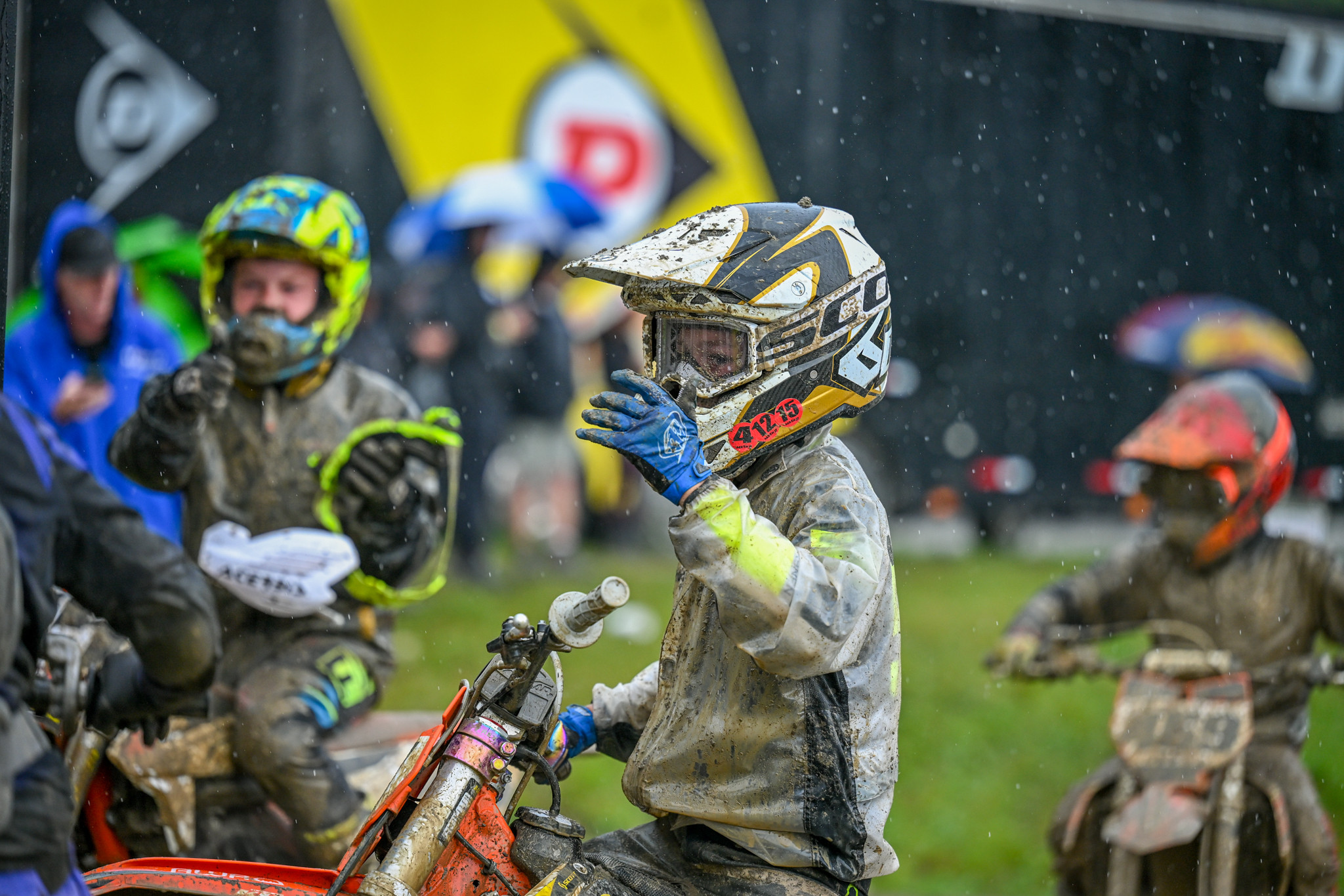 1749504929_b9cacc7a807fd54536a9