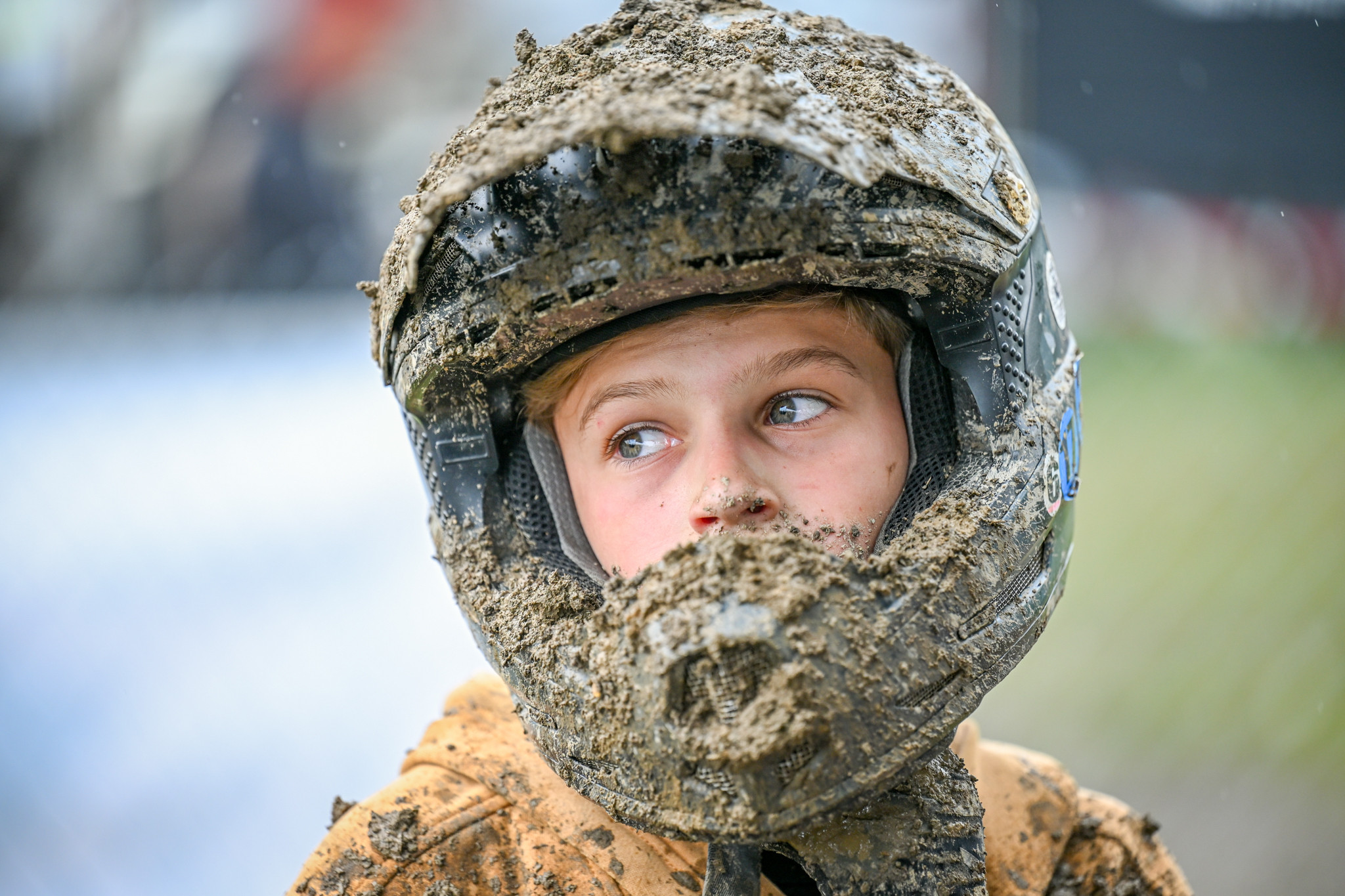 1749505037_5df976588508e472476a