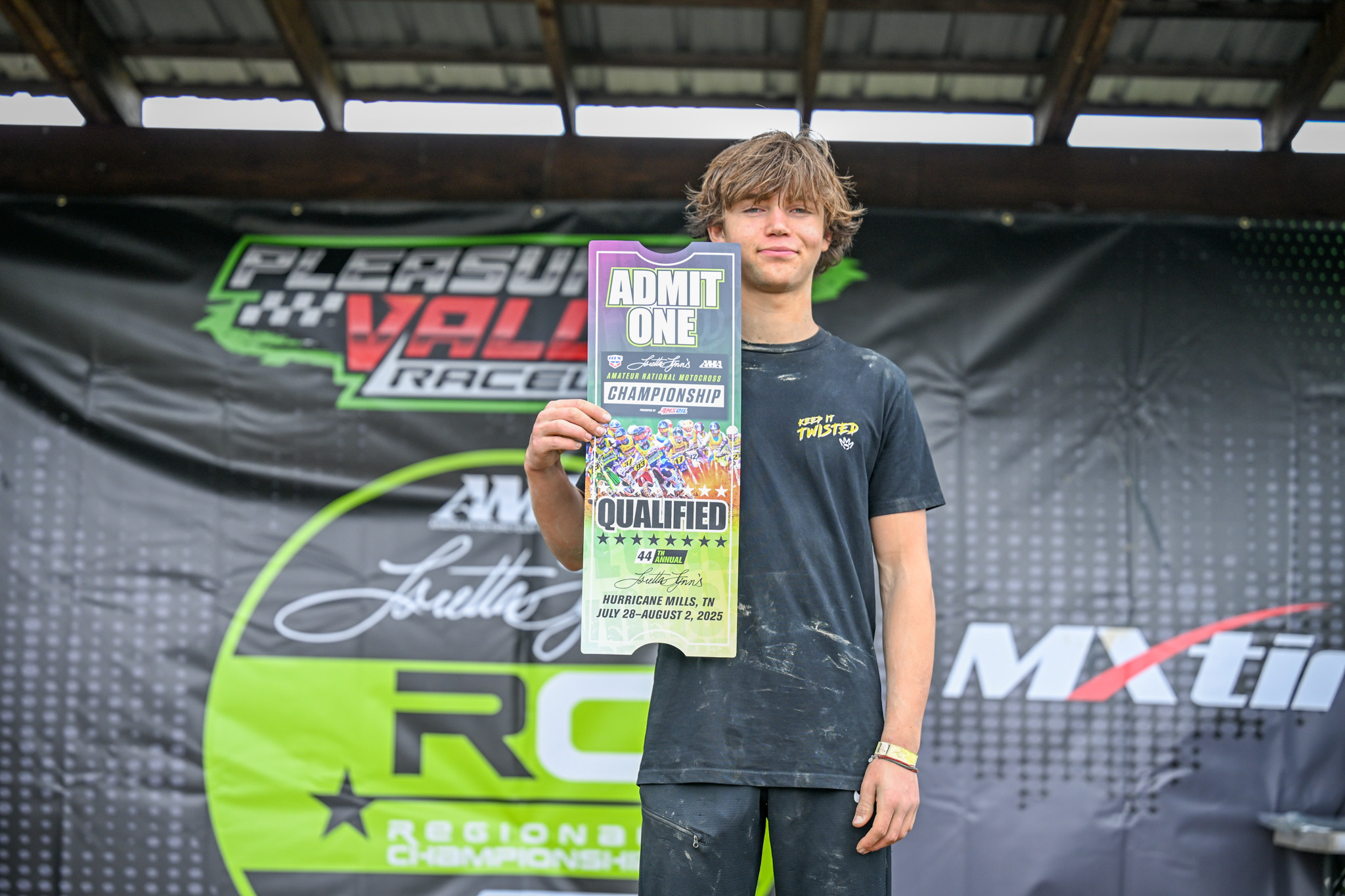 1749505297_1624550f4a4277198f9e