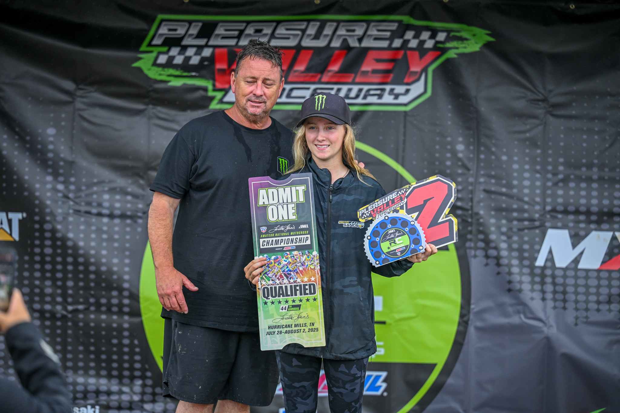 1749505319_1e7d9a929bbce20be416