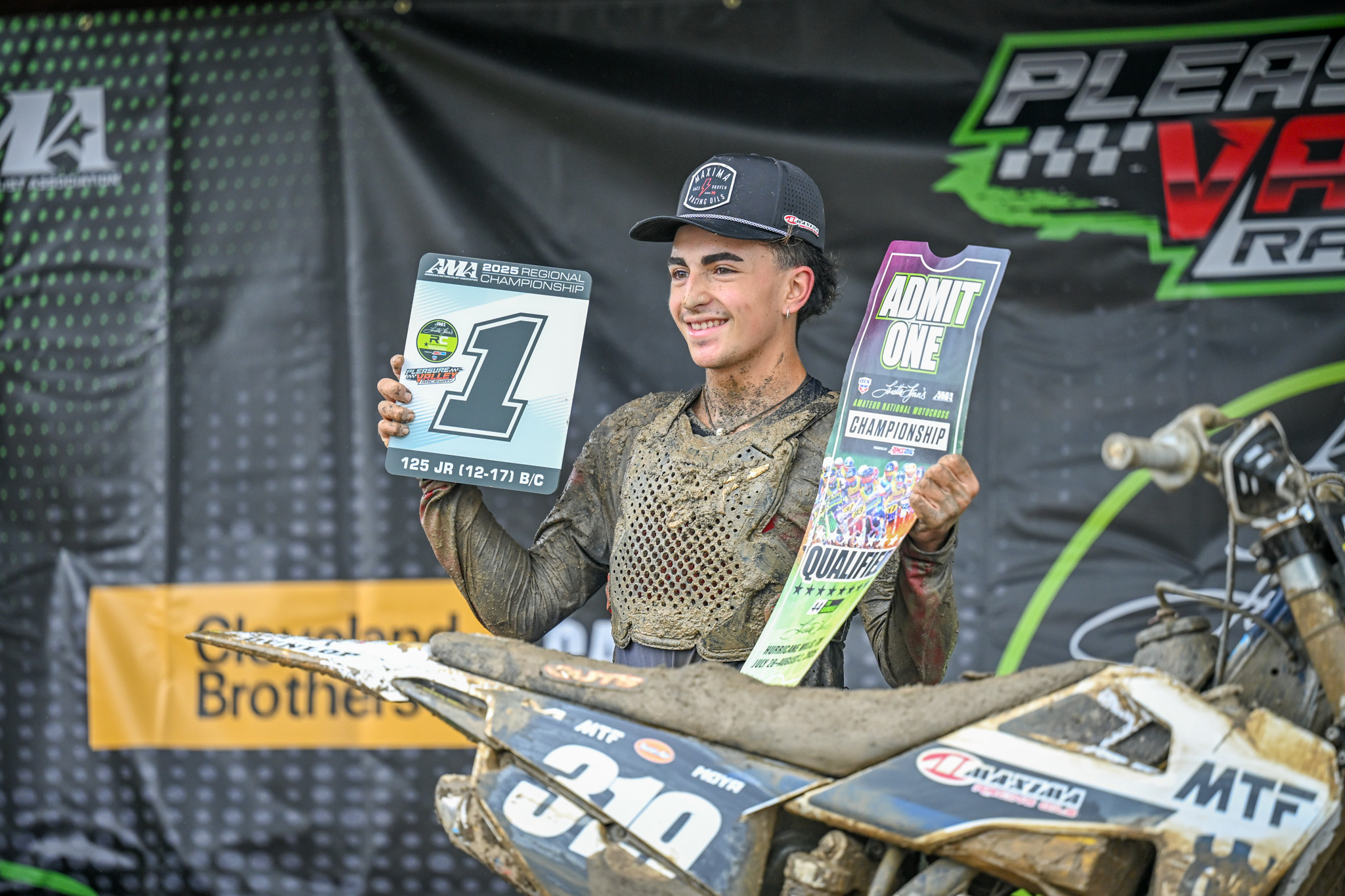 1749505325_9d1f557a01578c622355