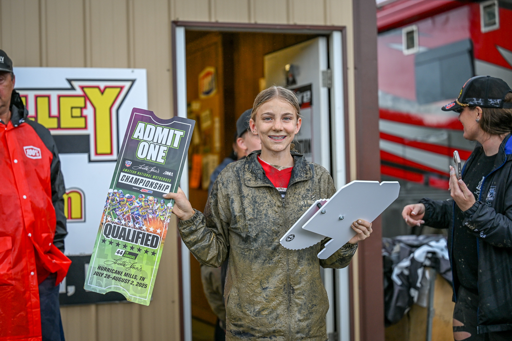 1749505326_646ca1e414d7a8e27e9a