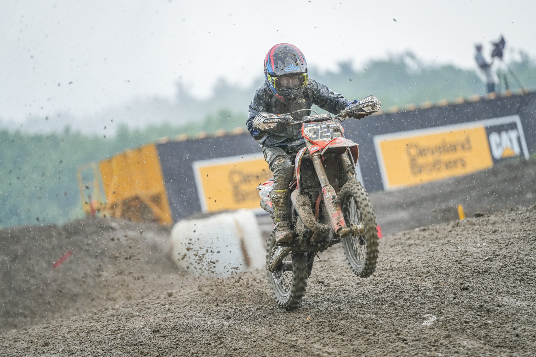 1749505459_88c8d95d251a11f80c40