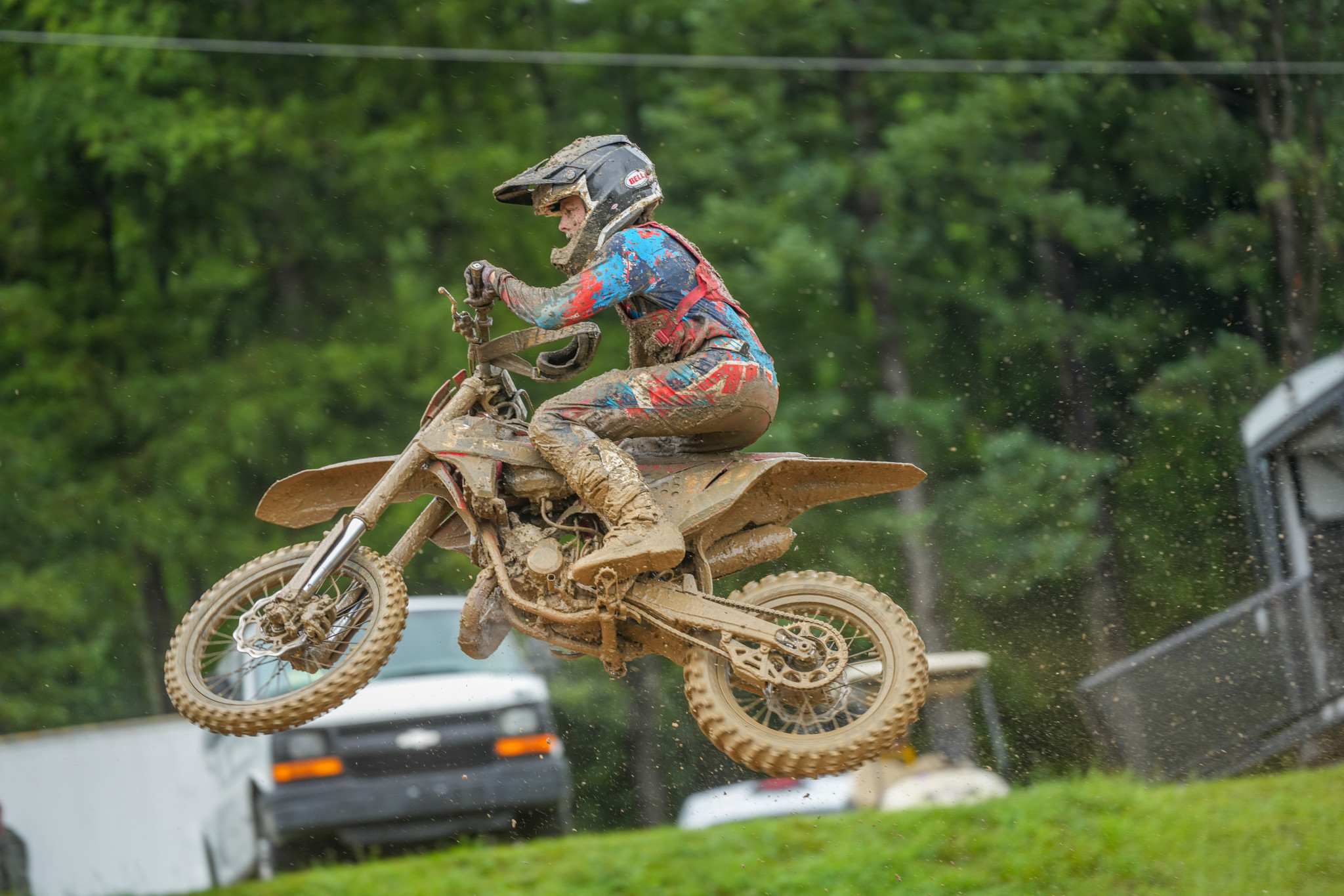 1749505463_1db16dad704363c7f499