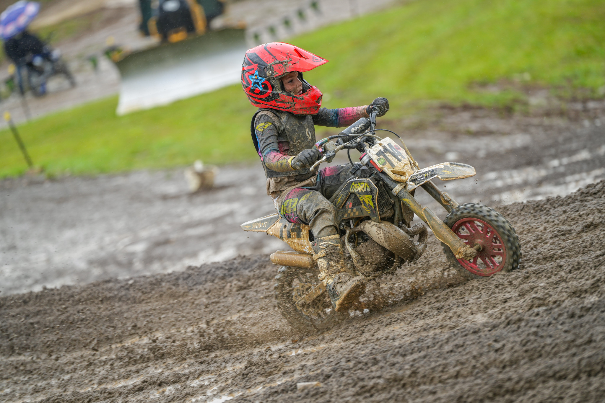 1749505464_3a2b82a93e5606c5f3ca