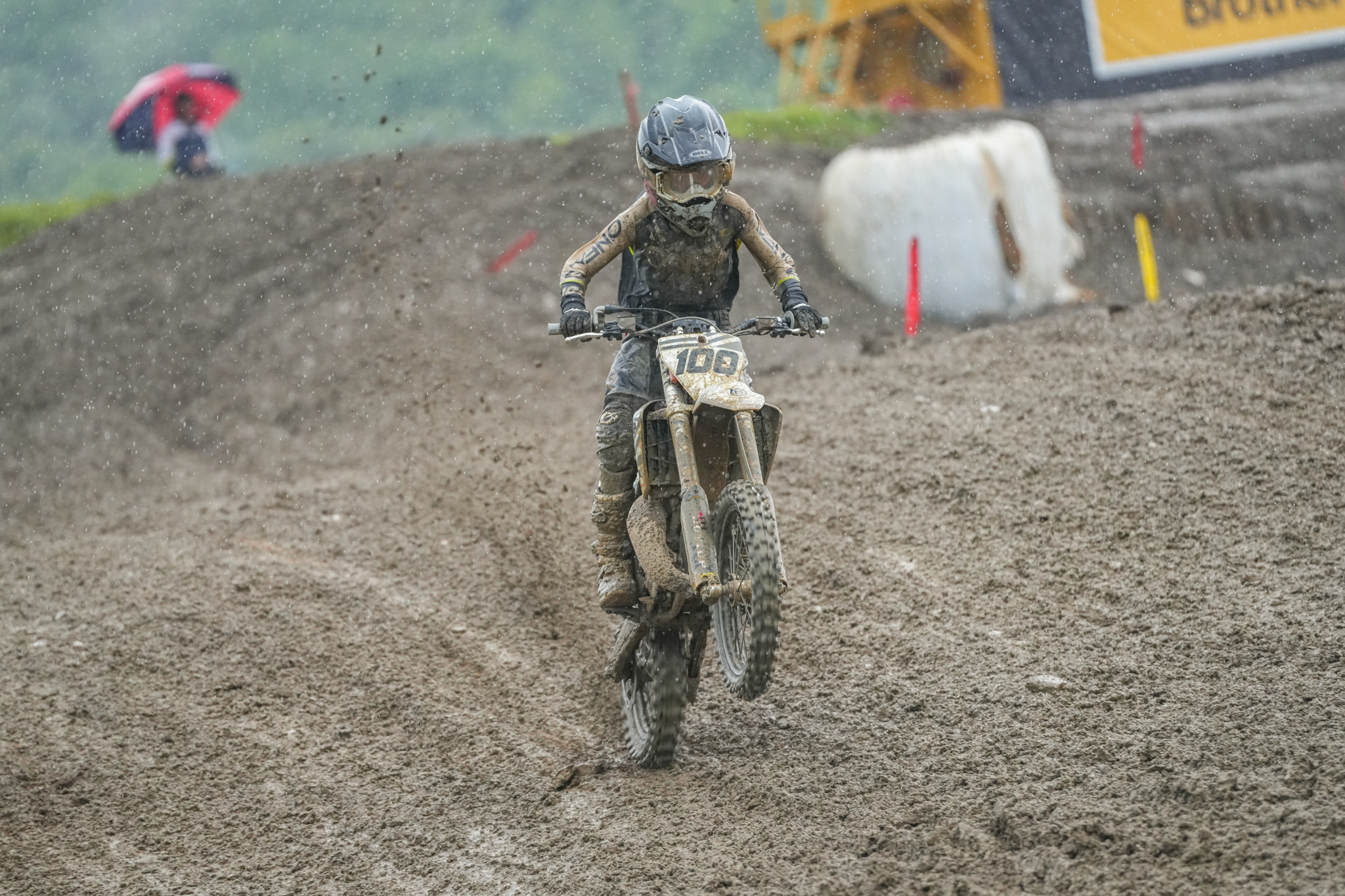 1749505467_5712f037e618d69b9cf4