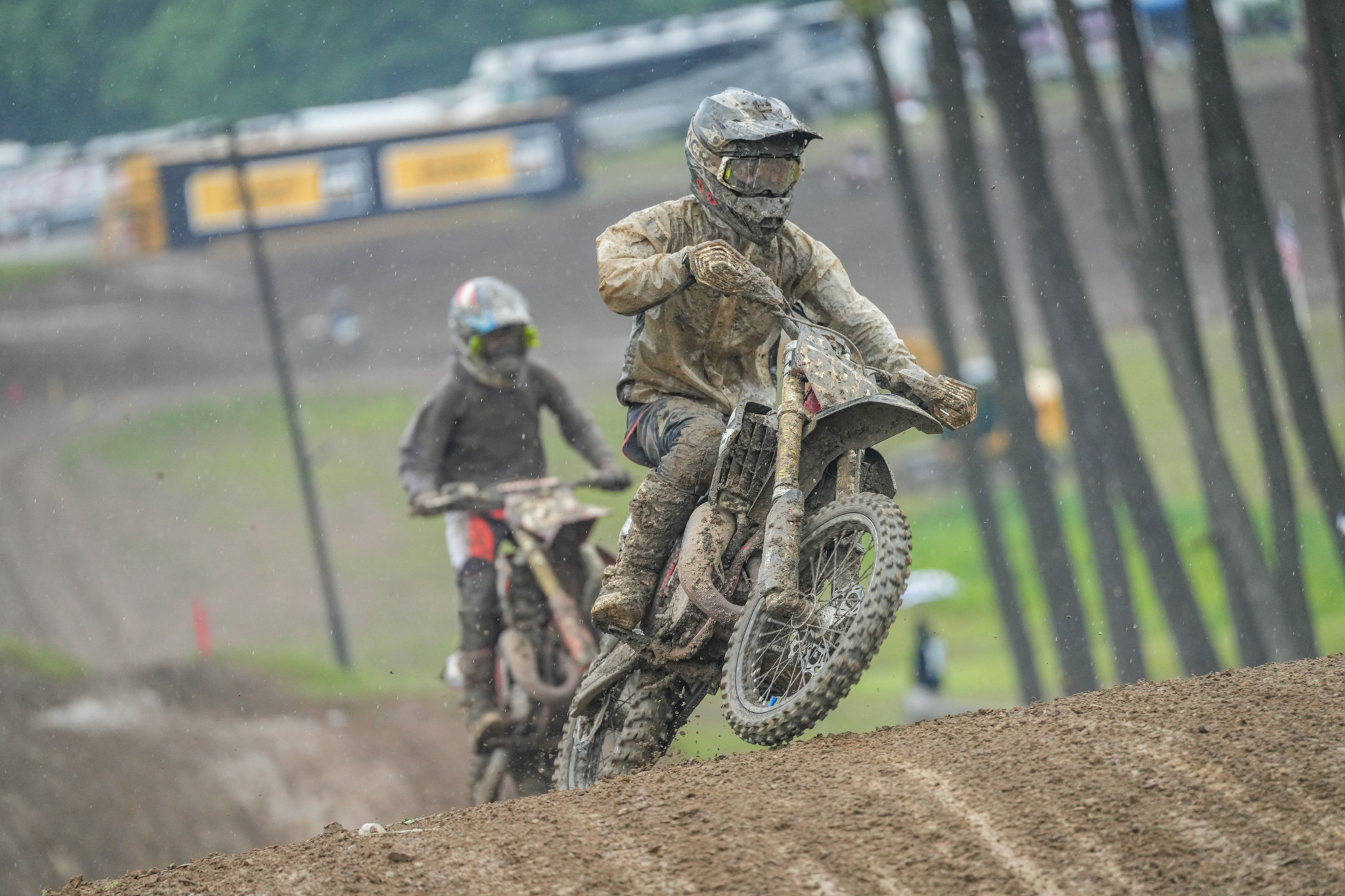 1749505916_770c9f48abd27d704043