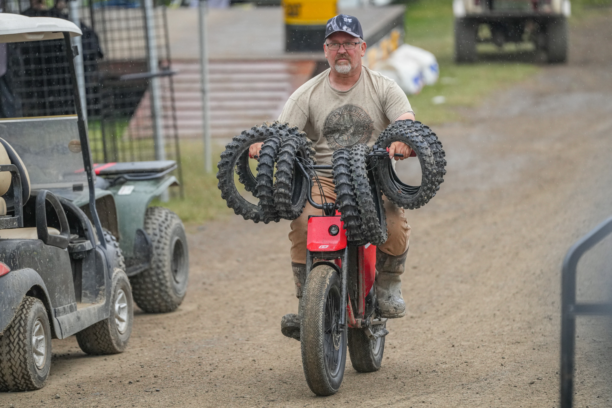 1749505925_f5f3e90b43c3987c7d85