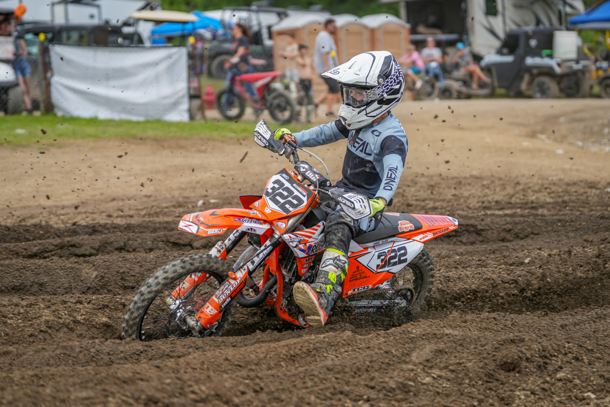 1749505925_b68ca4f17975e6285f3d