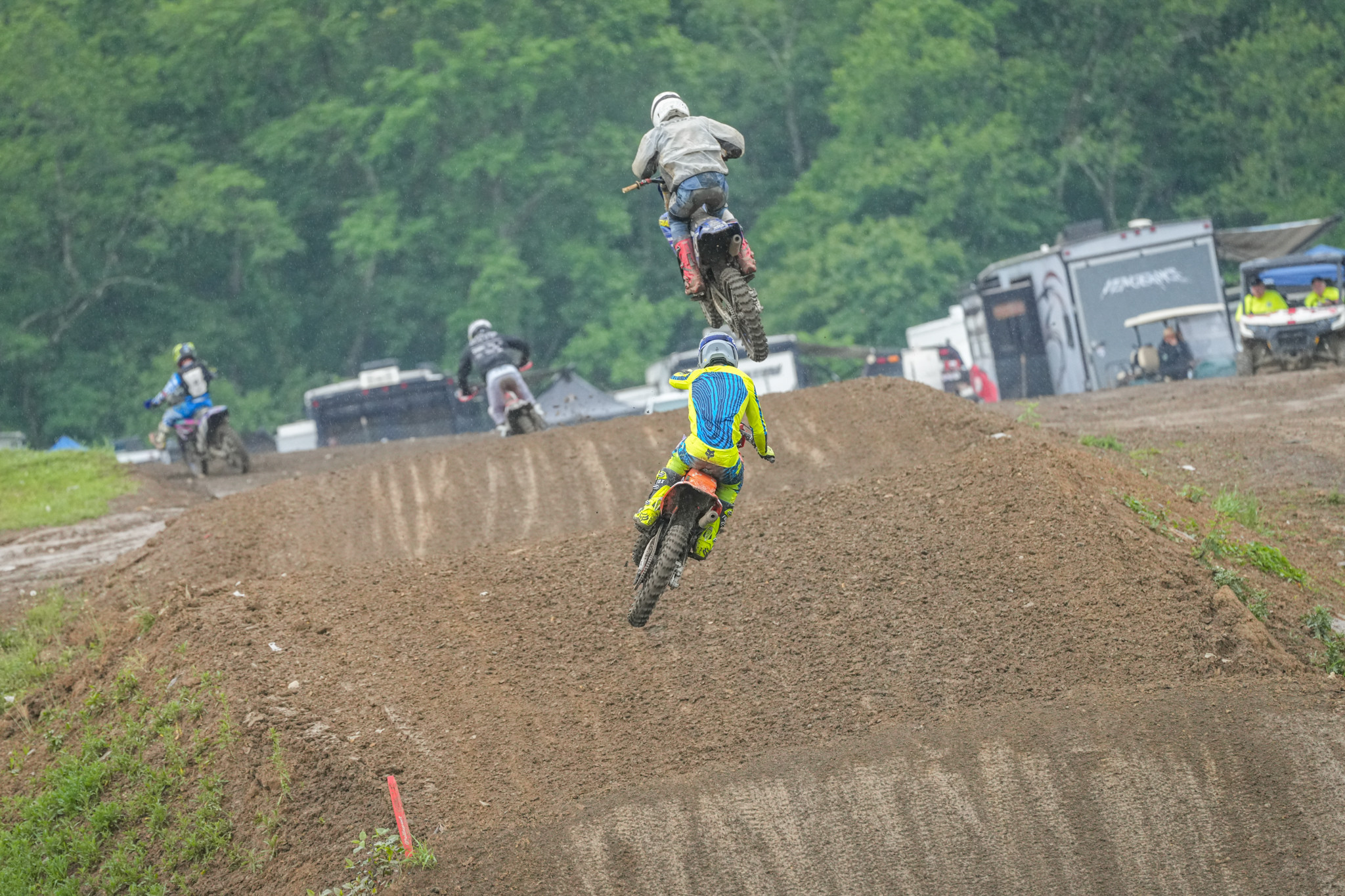 1749505936_d453f0d765a5736a6c5b