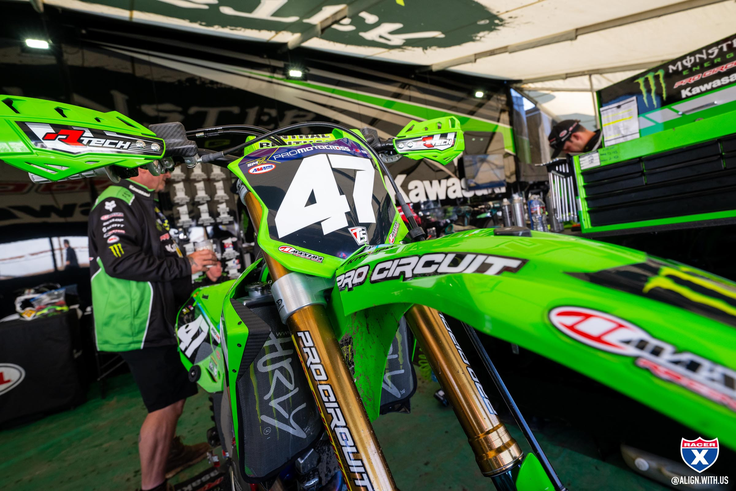 1749567113_0e25f5487375eeafd61f