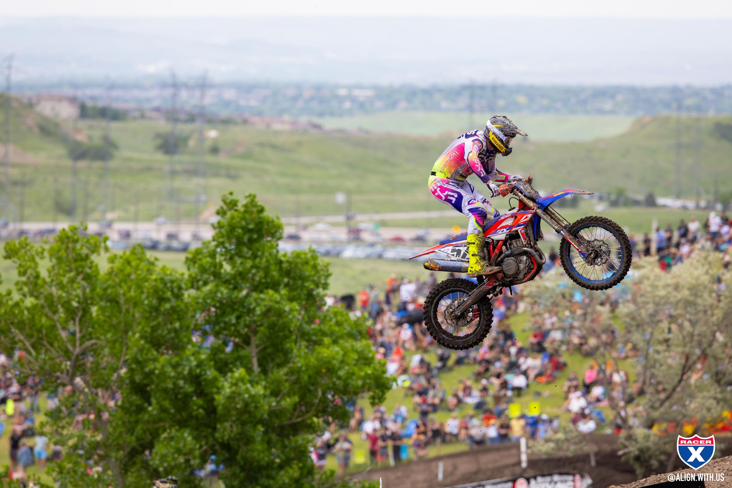 1749567734_d1de6e319ab1647414ee