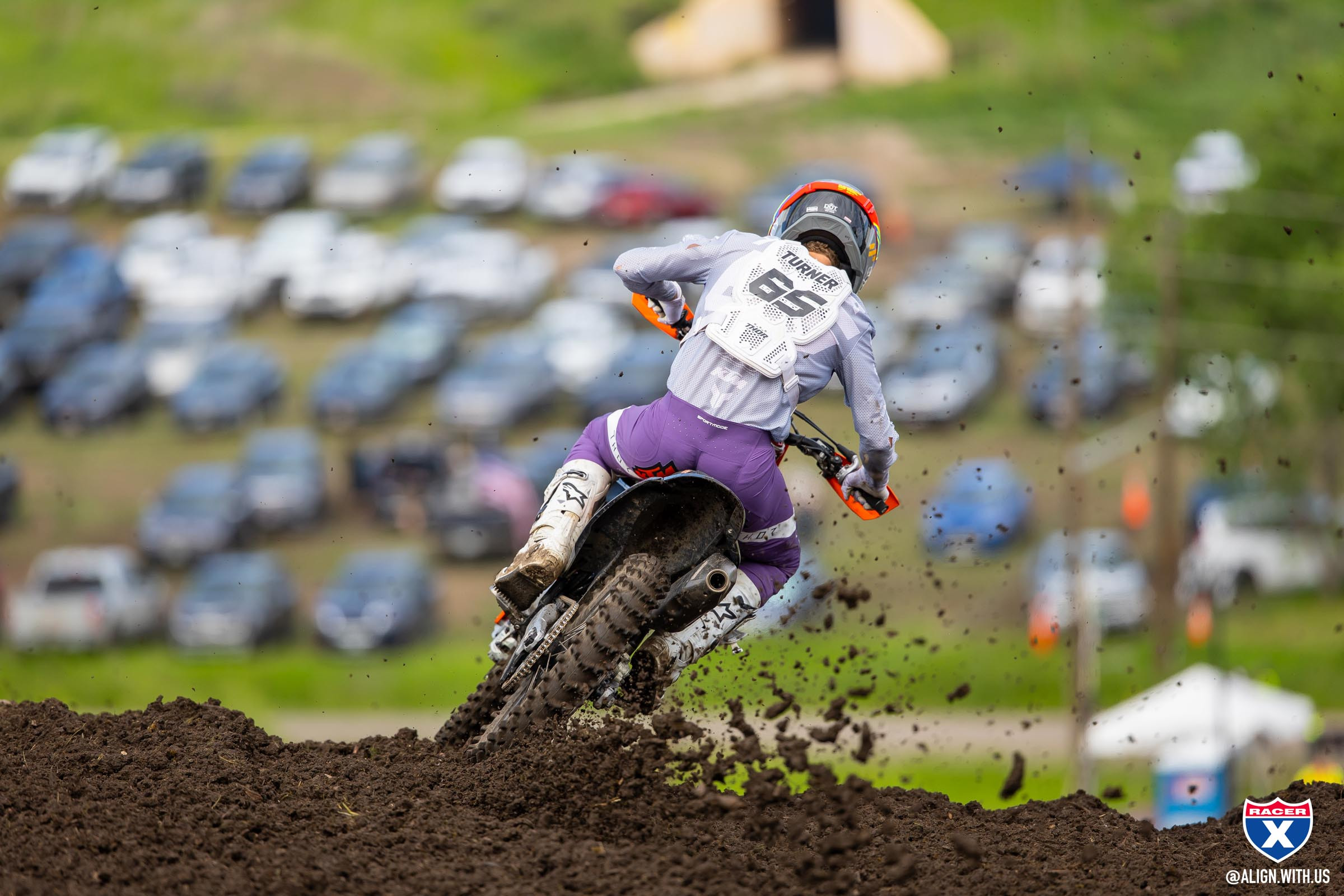 1749567937_b56bc3fa2e2b4ae7c10e