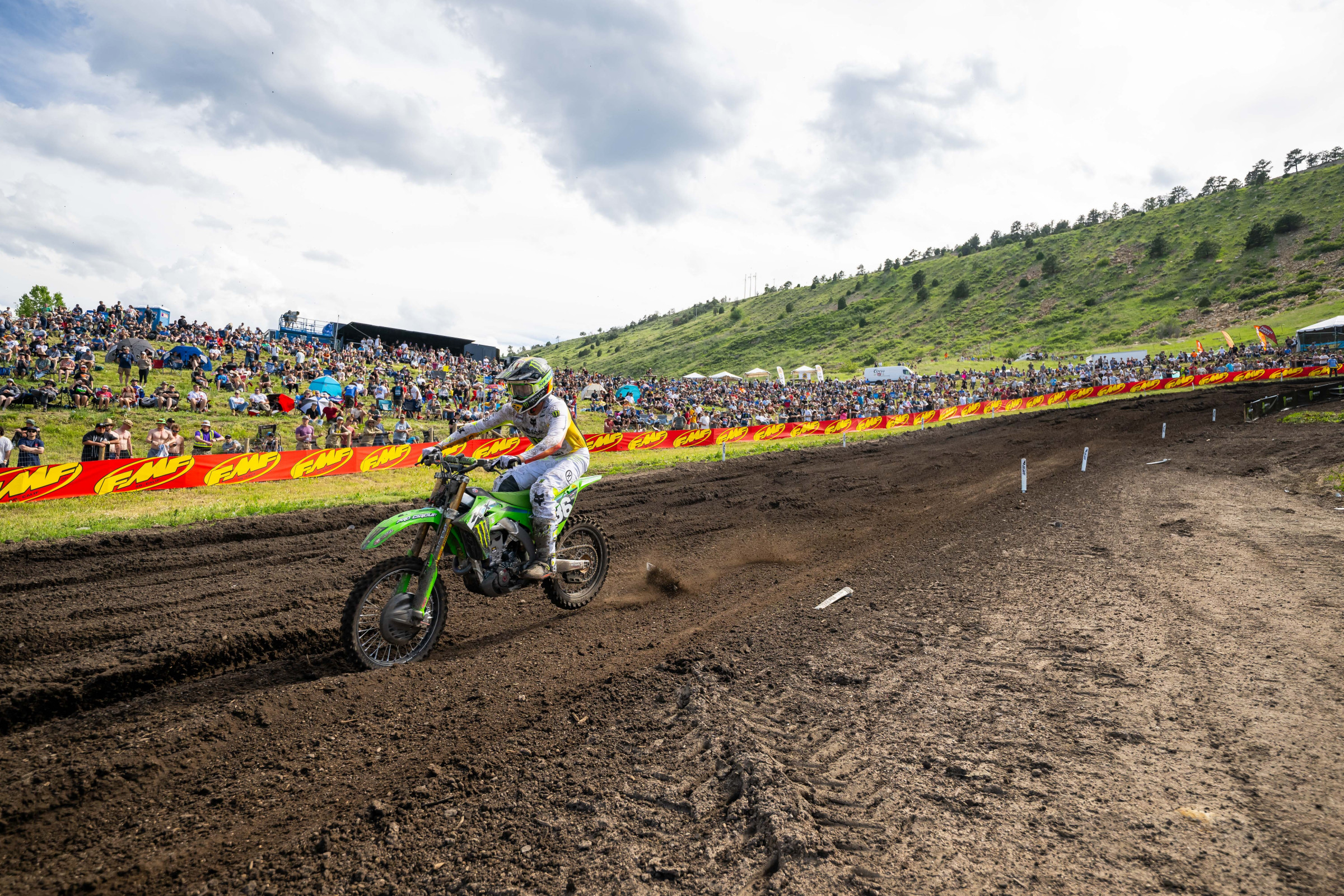 Apparently the transponder got ripped off along with the number plate....