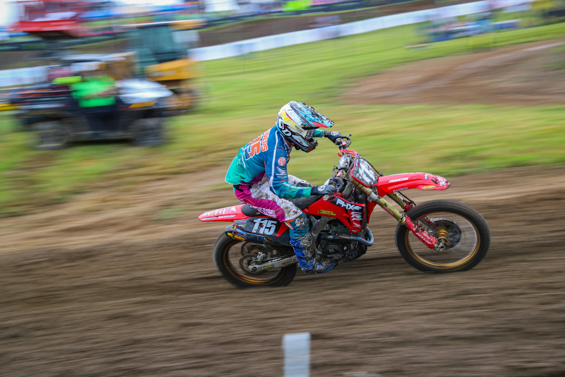 Gavin Towers Announces Fully Torn ACL and Lateral Meniscus: “See you in 2026”