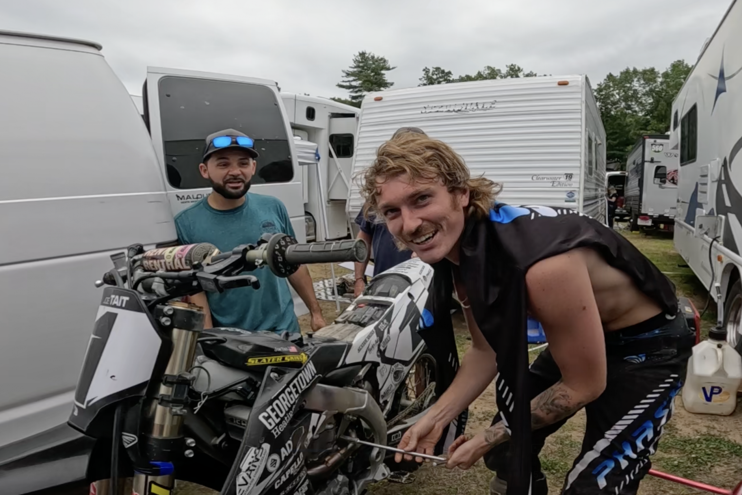 Weege Show: Ye Olde Annual Southwick Locals Show