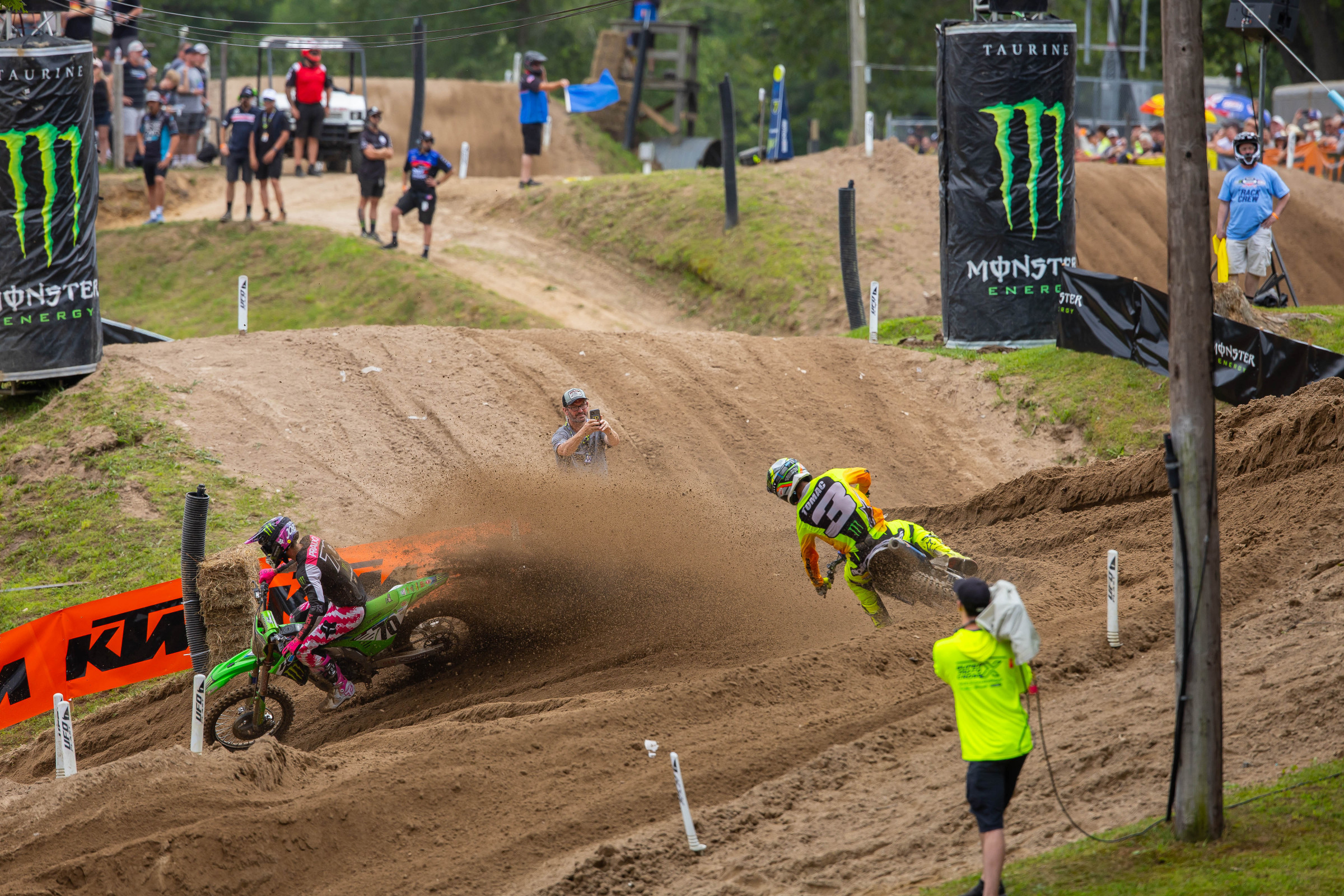 Prado in the podium fight with Eli Tomac.