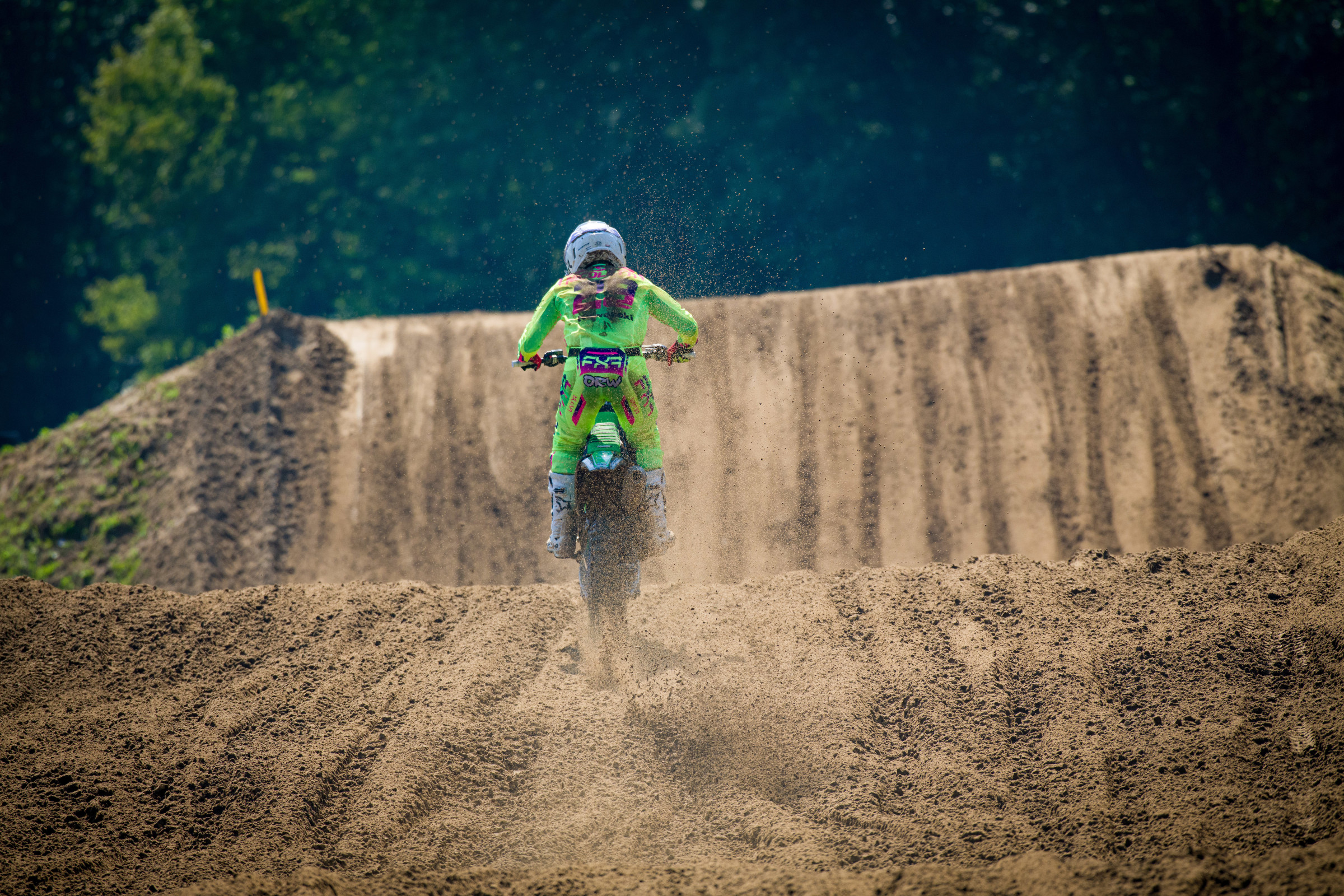 Nicoletti racing himself into a tie for the points lead in Canada.