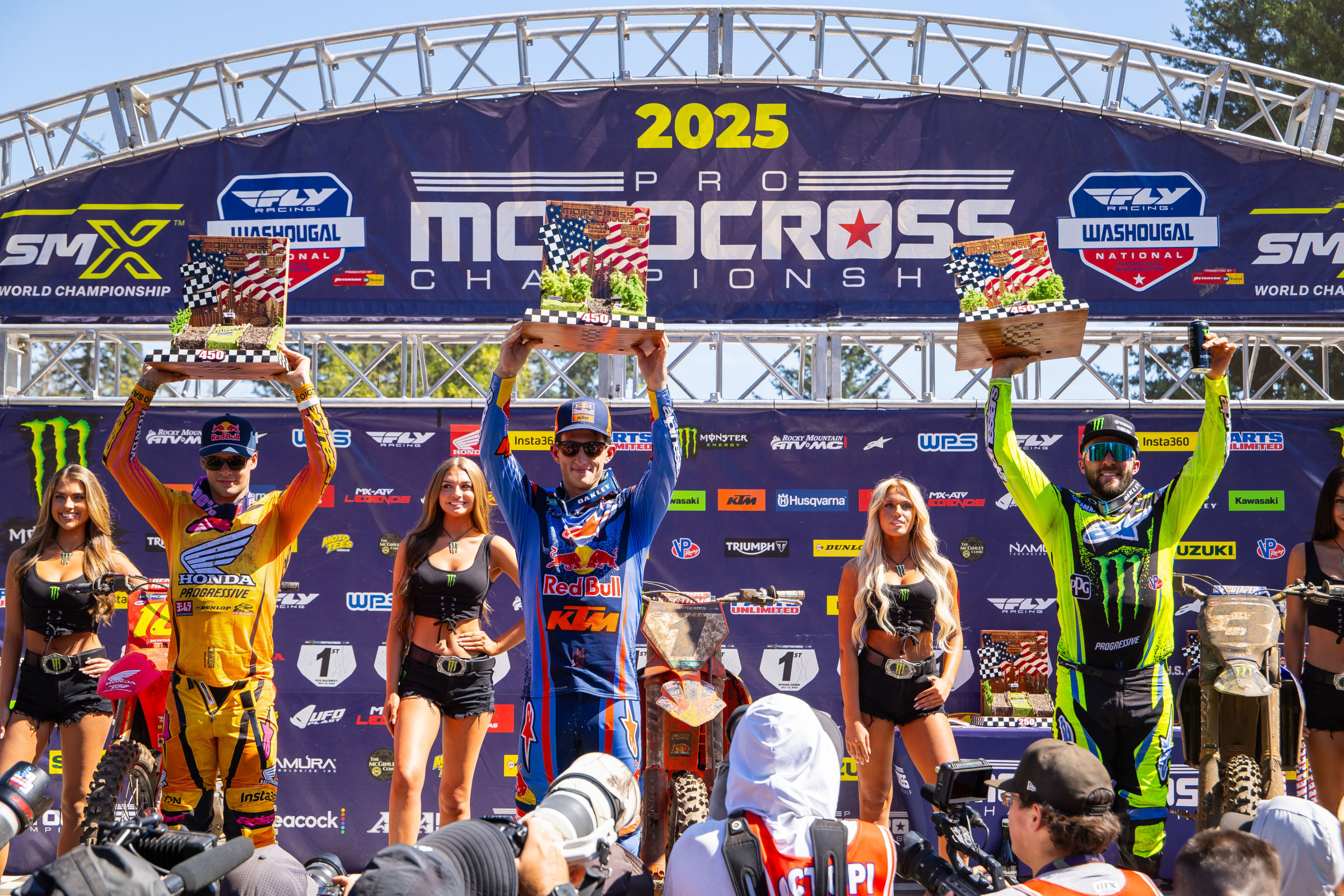 Chase Sexton put an end to Jett Lawrence's winning streak at Washougal.