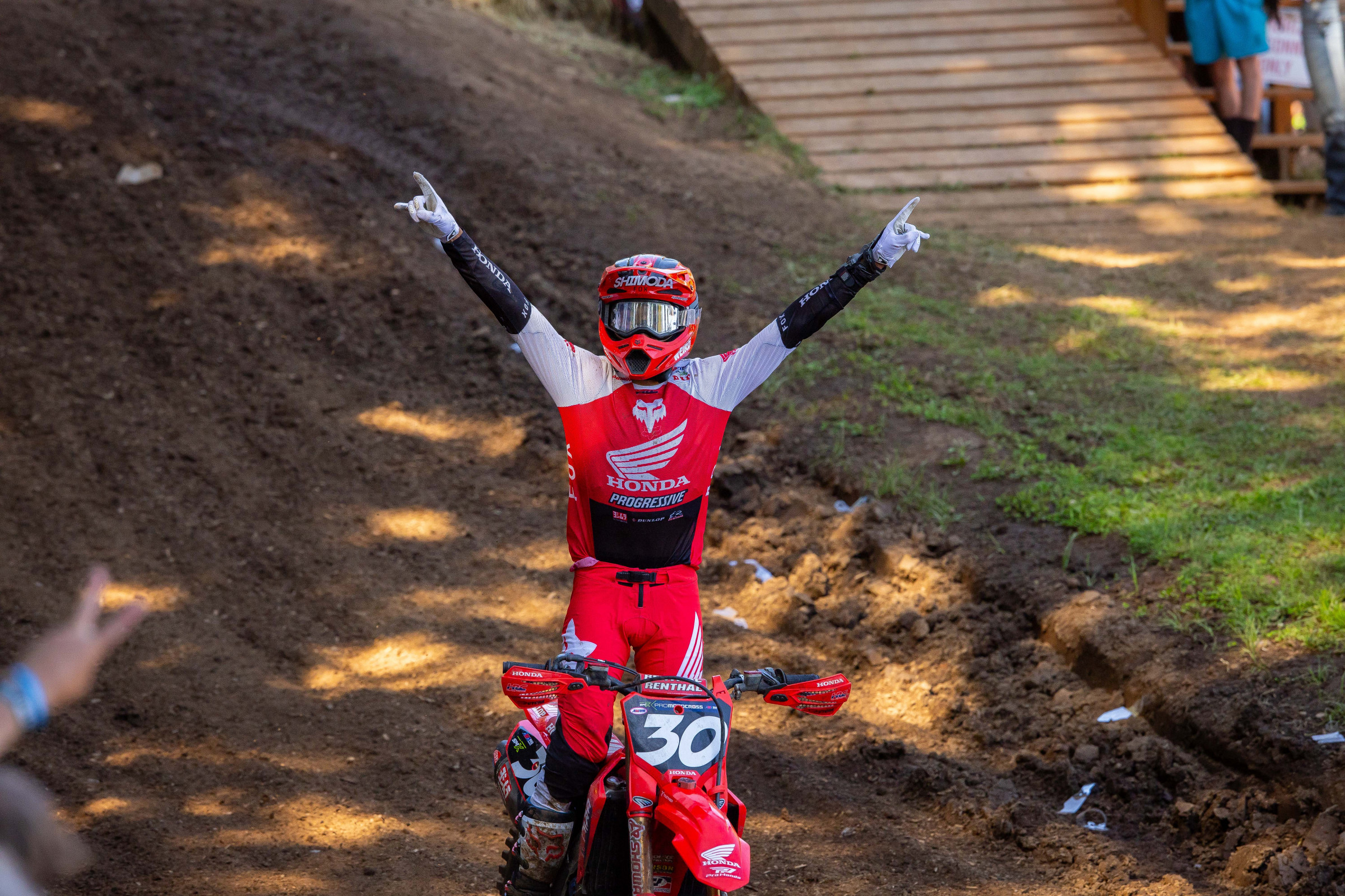 Two Wins in Last Three MX Rounds for Jo Shimoda: “I'm trying to find a better line early laps”