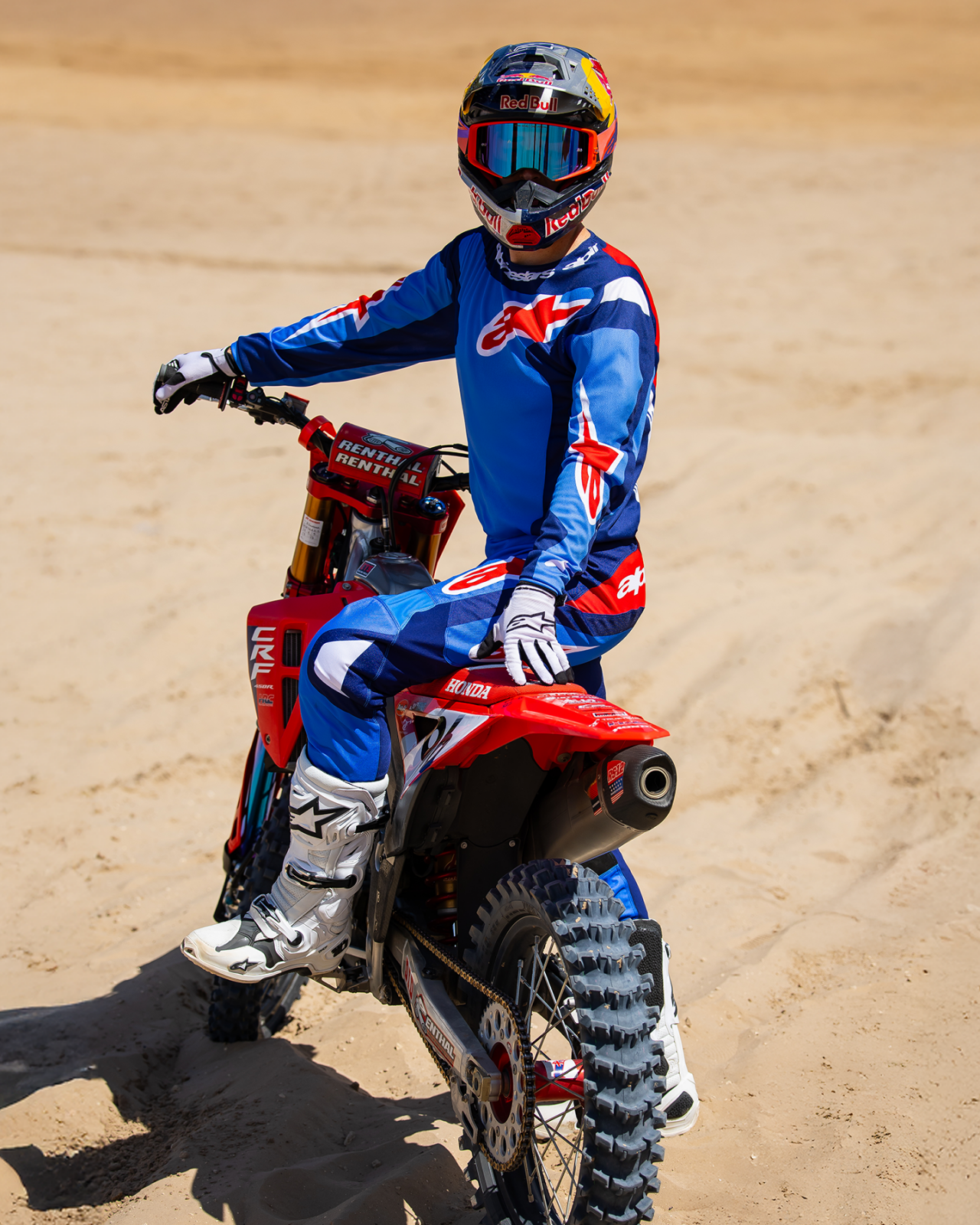 Fluid_Grit_Hunter_1440x1800_11