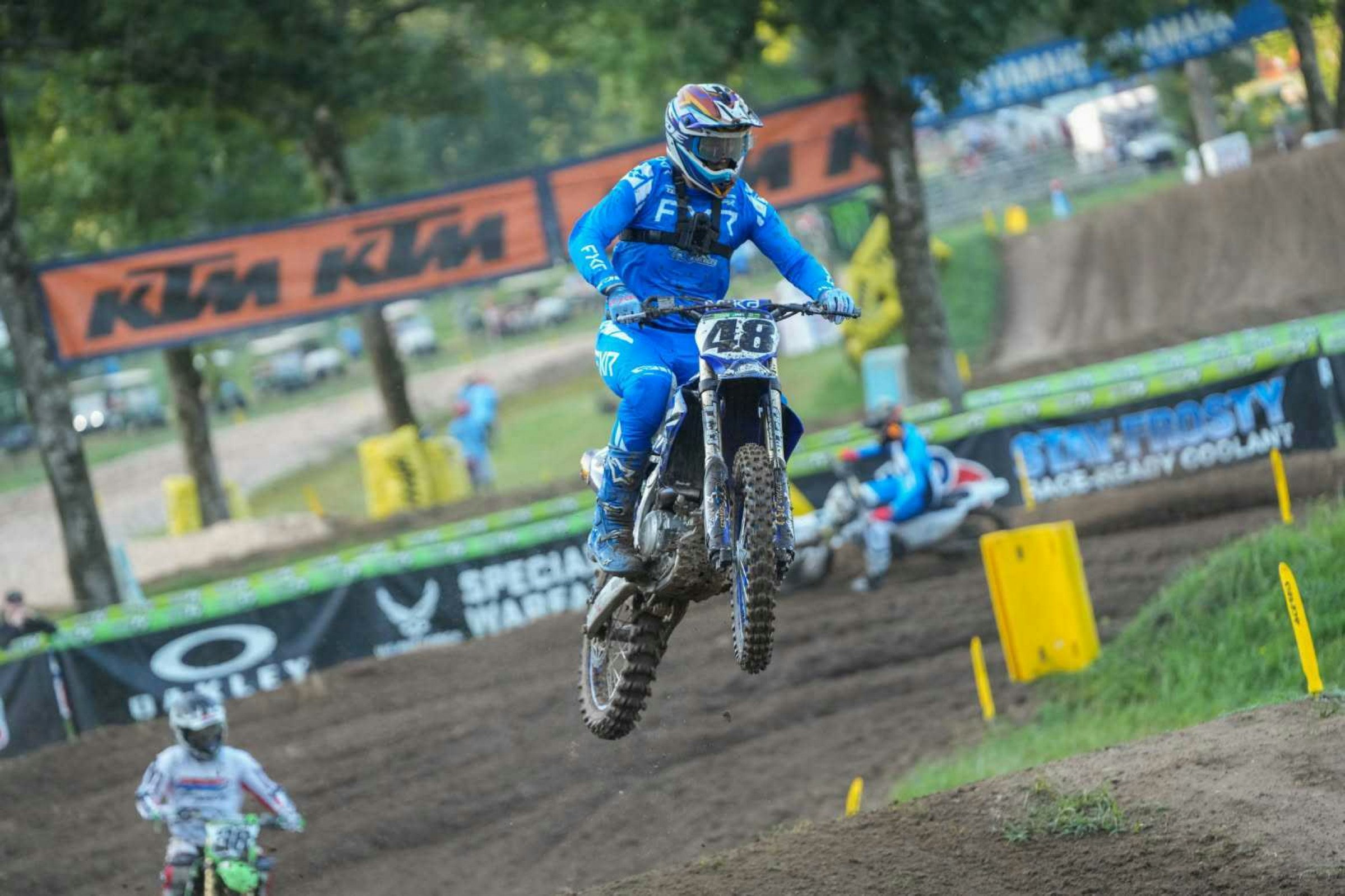 Watch: On Board During First Laps of Loretta Lynn’s Practice with Travis Delnicki in Vet (30+)