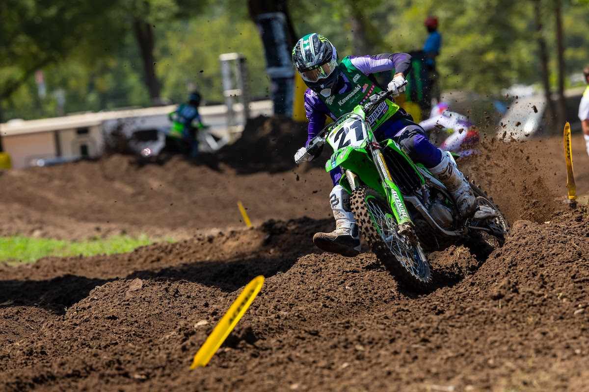 Kawasaki rider Enzo Temmerman captured the Moto 1 win in Open Pro Sport.