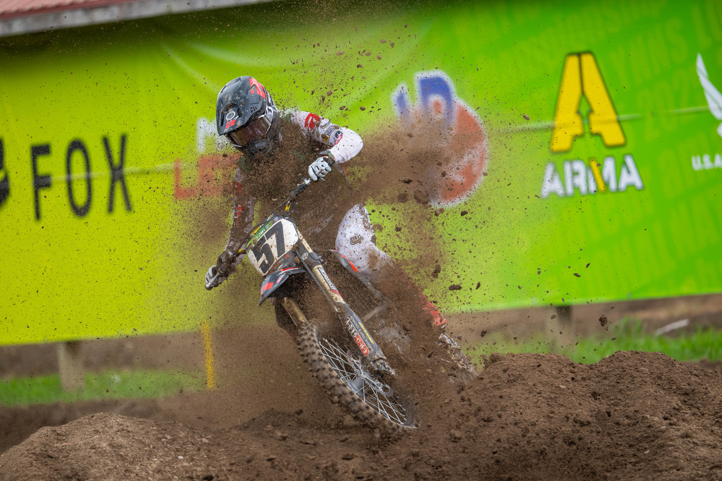 Gallery: ’25 Loretta Lynn’s Thursday